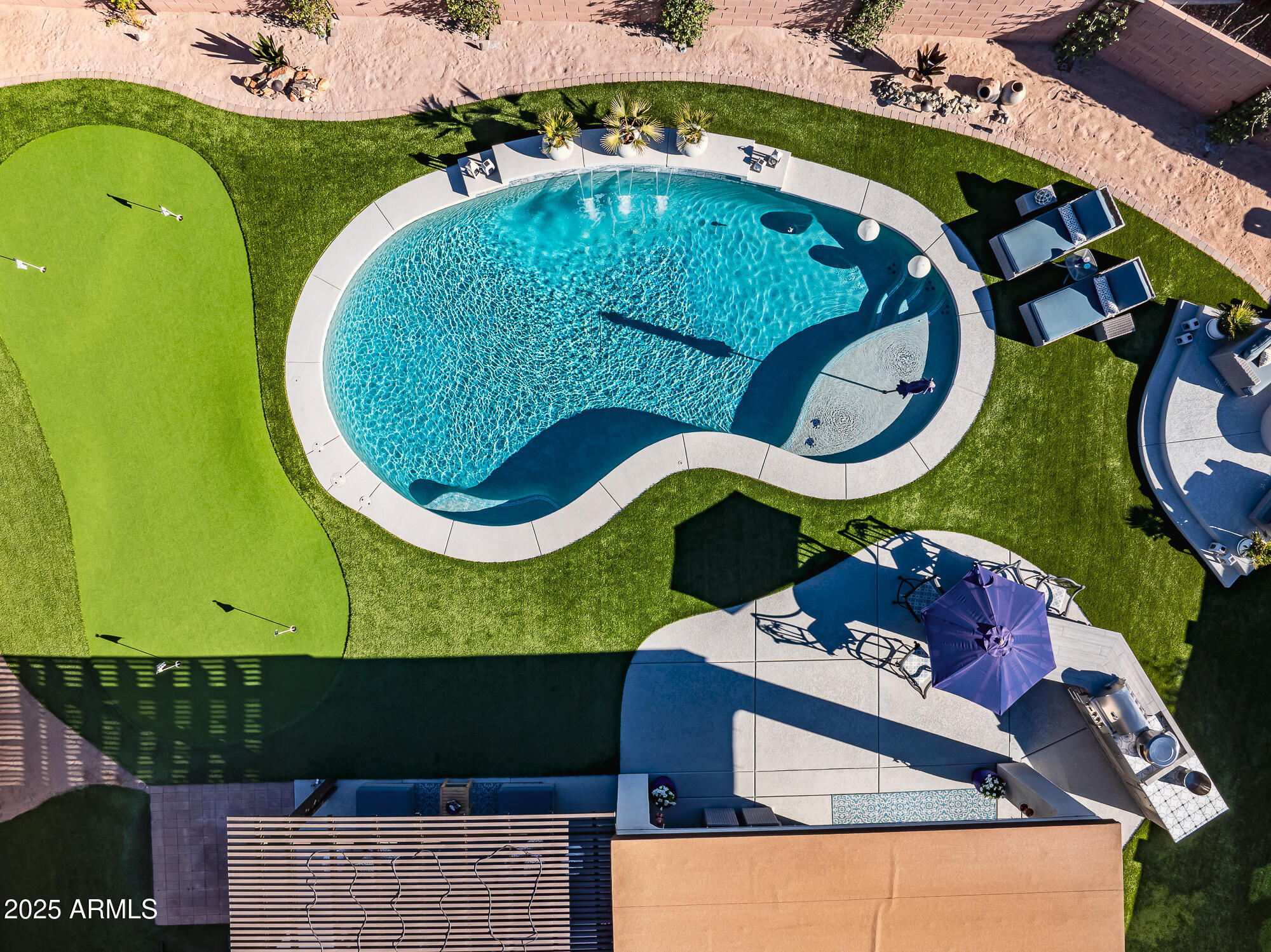 41240 N SHADOW CREEK Court