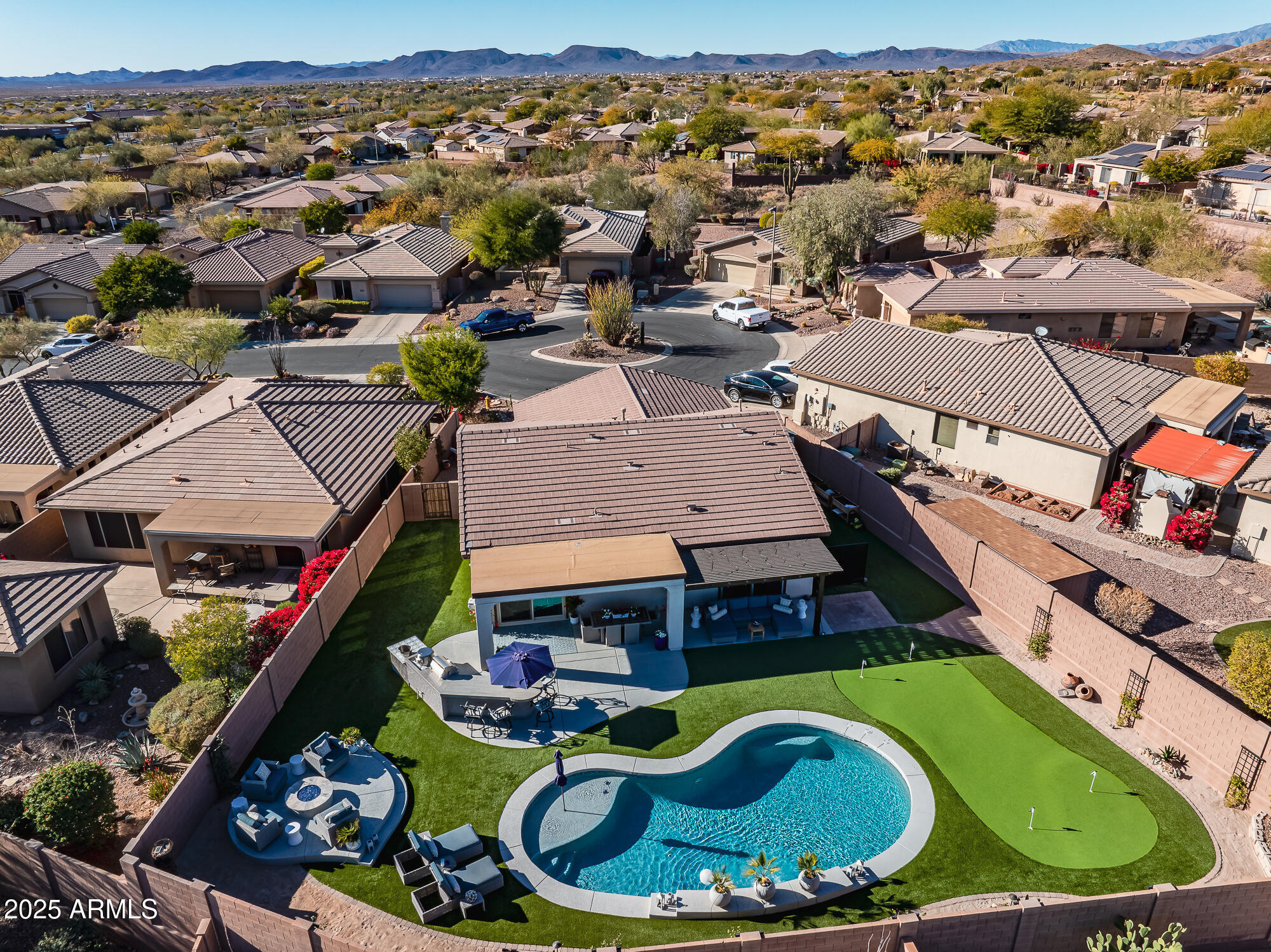 41240 N SHADOW CREEK Court