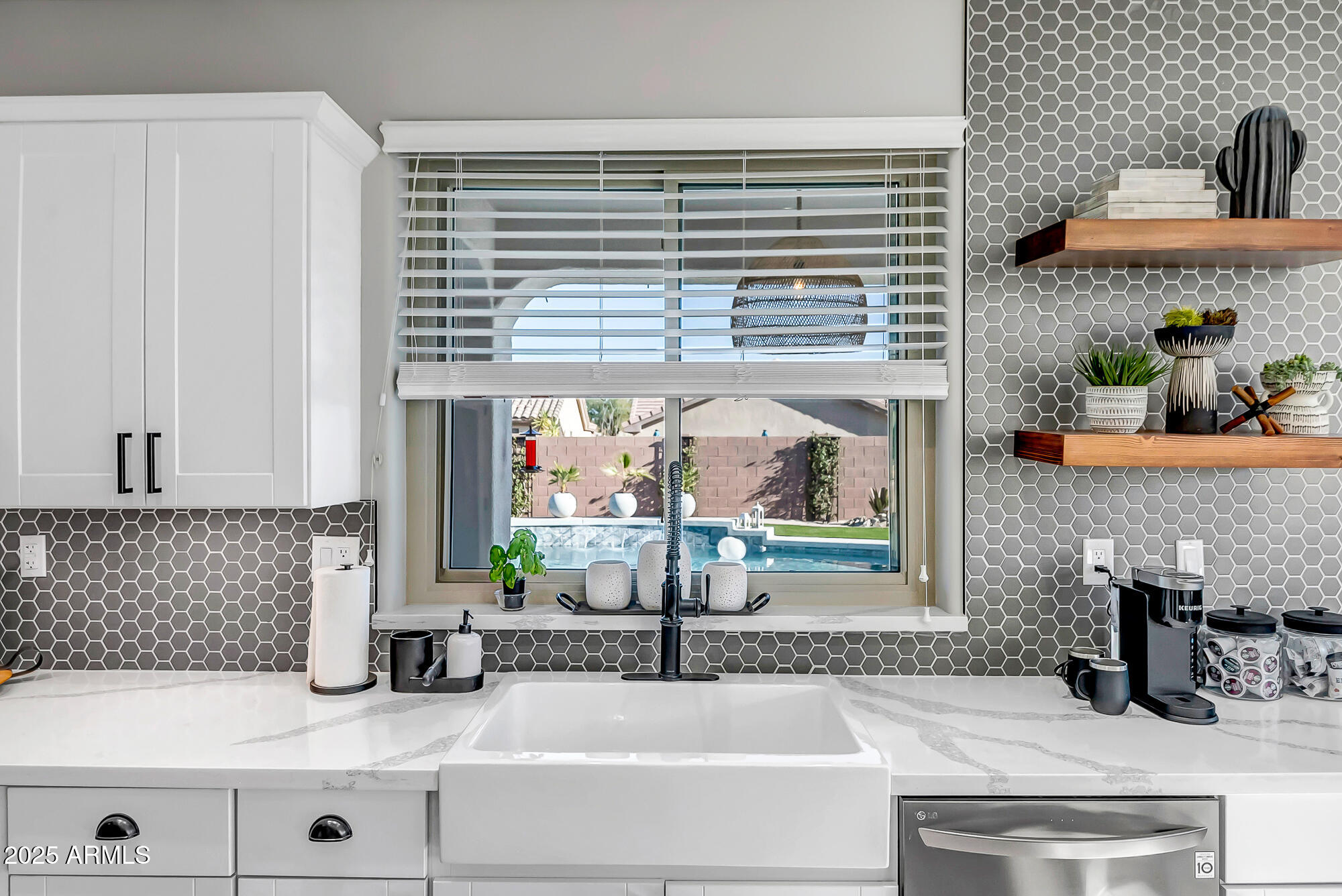 41240 N SHADOW CREEK Court