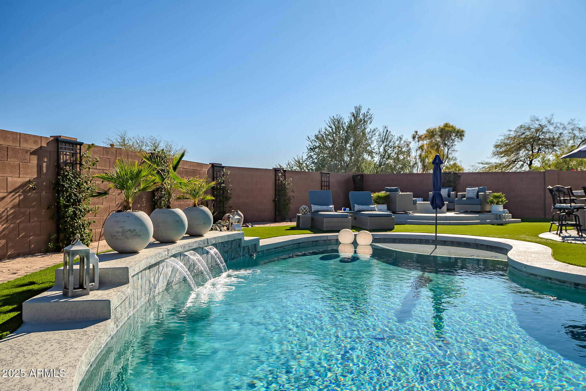 41240 N SHADOW CREEK Court