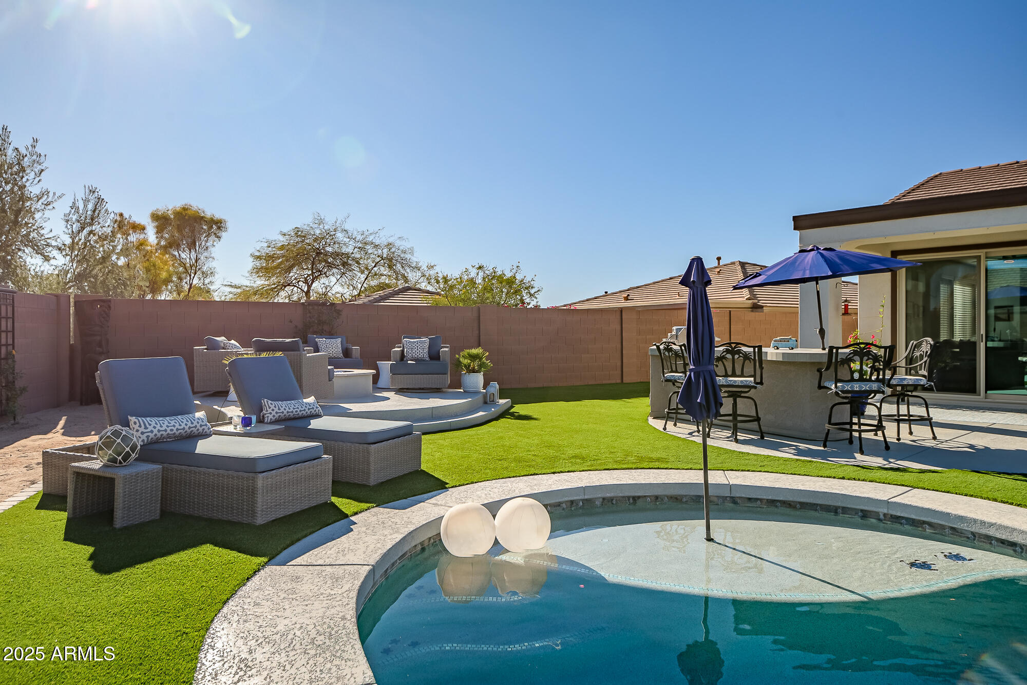 41240 N SHADOW CREEK Court