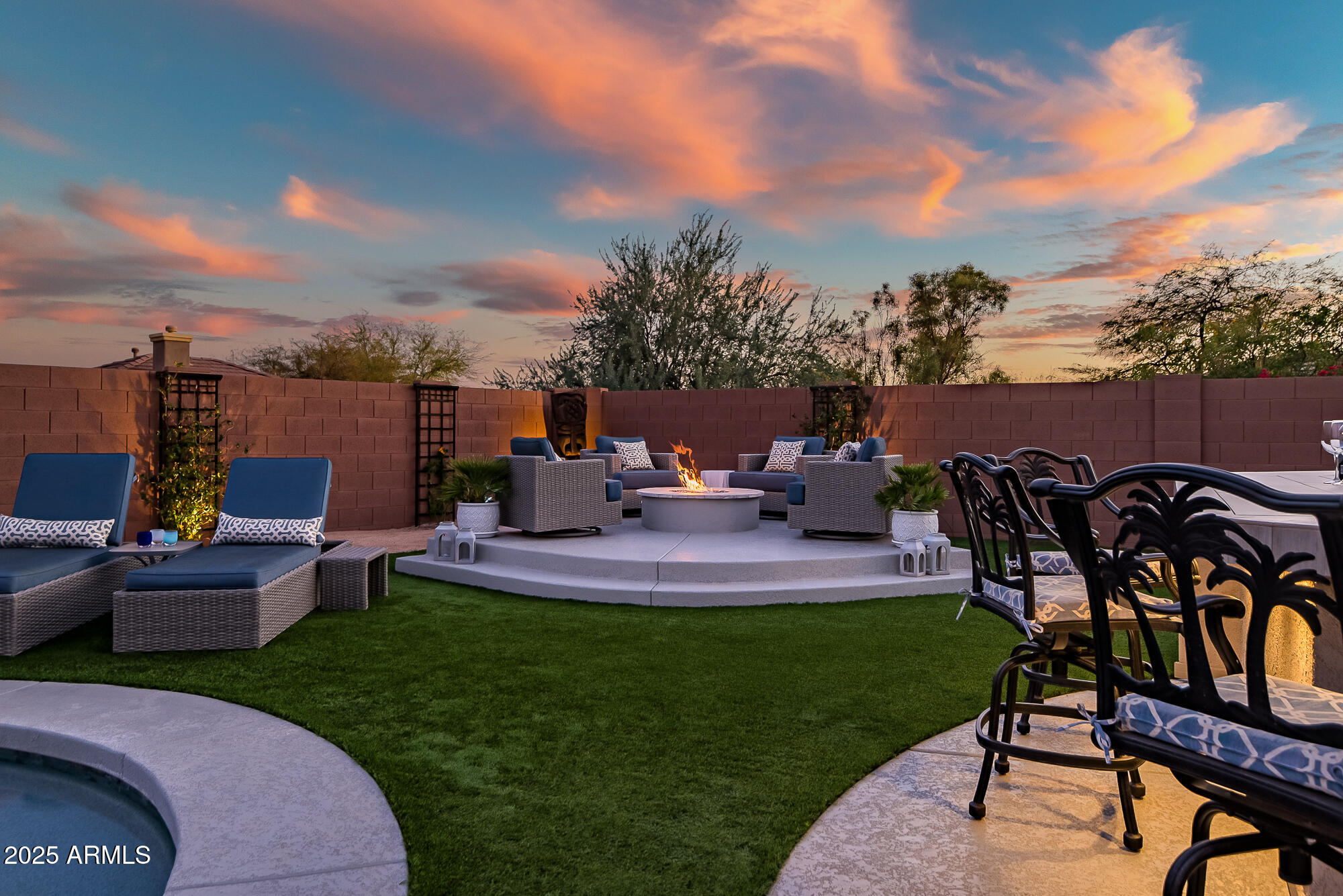 41240 N SHADOW CREEK Court