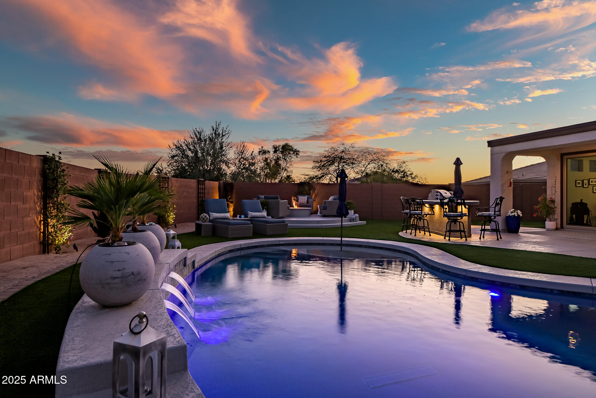 41240 N SHADOW CREEK Court