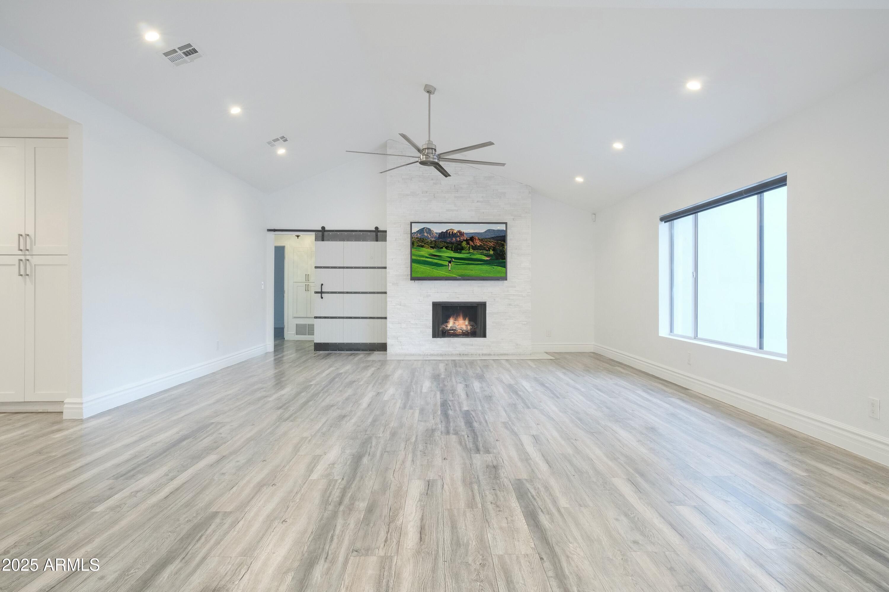 8709 E IRISH HUNTER Trail