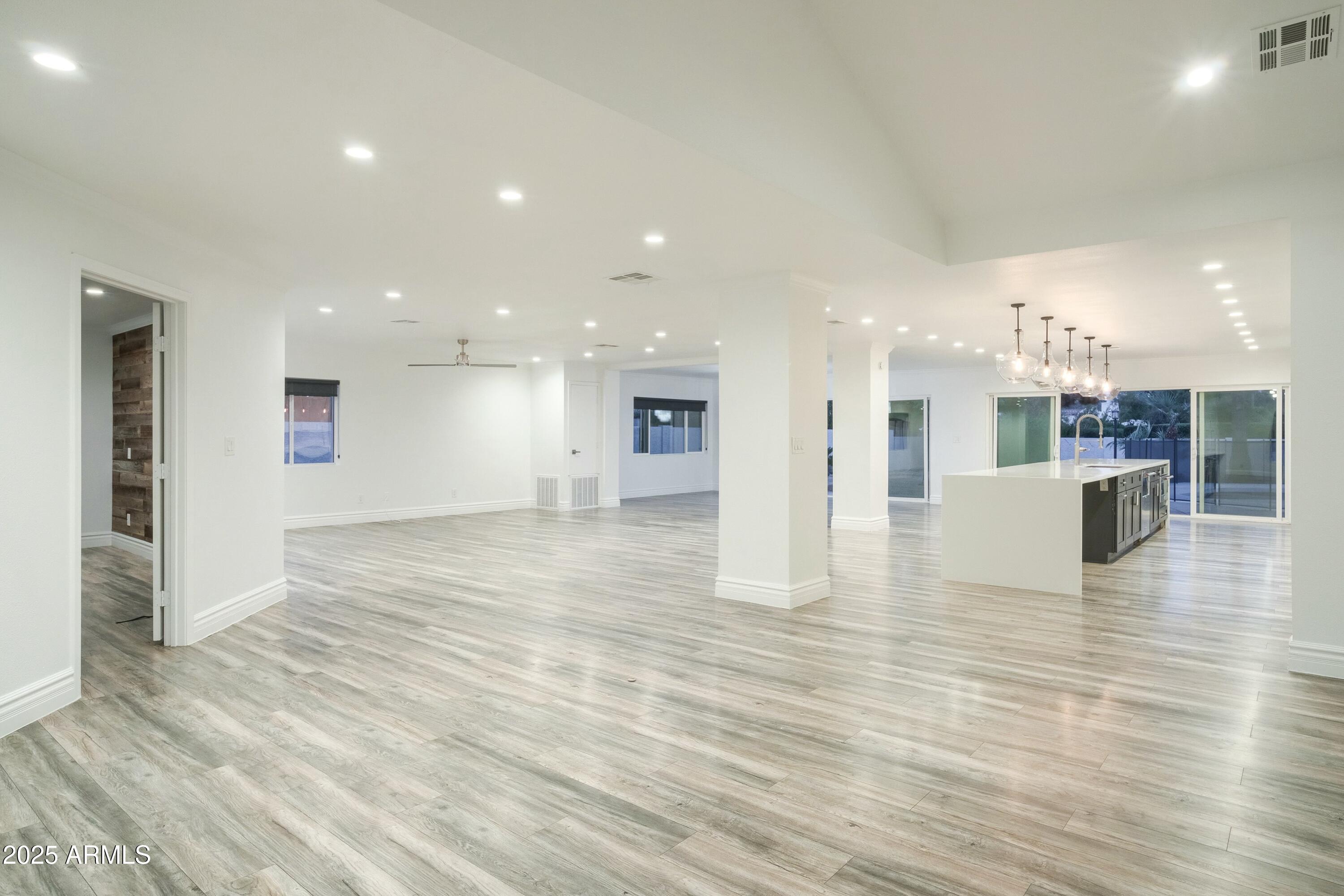 8709 E IRISH HUNTER Trail