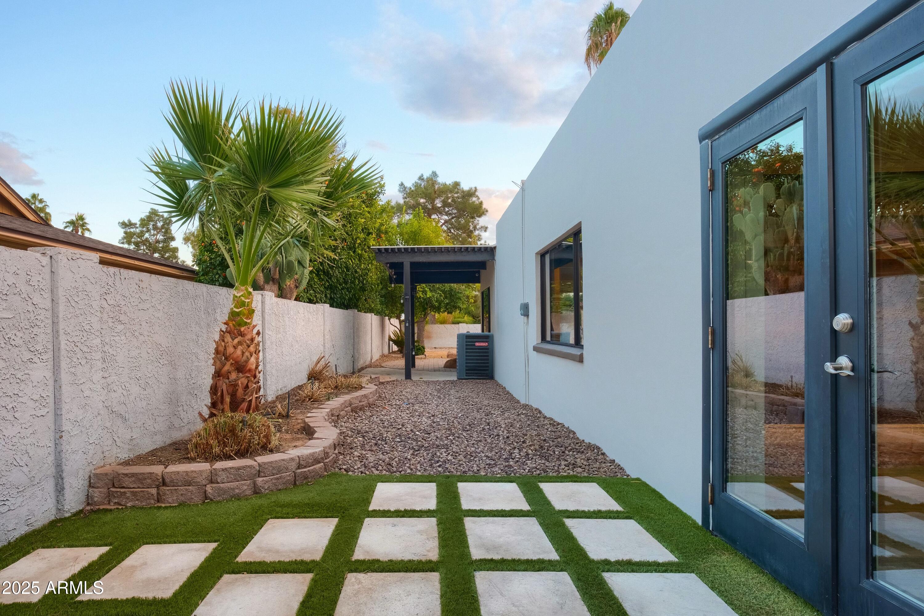 8709 E IRISH HUNTER Trail