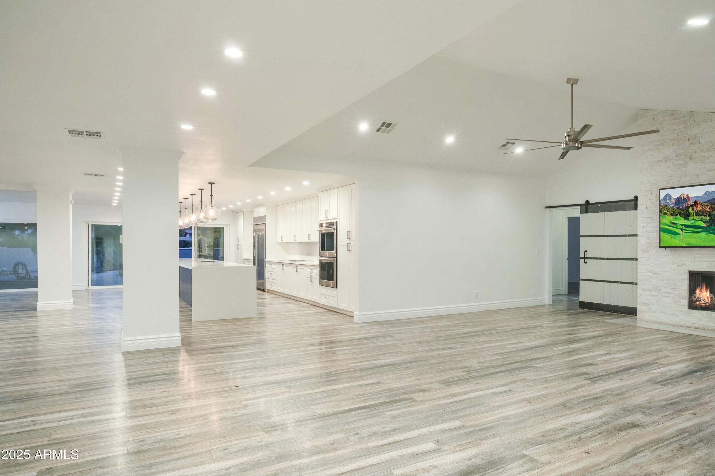 8709 E IRISH HUNTER Trail