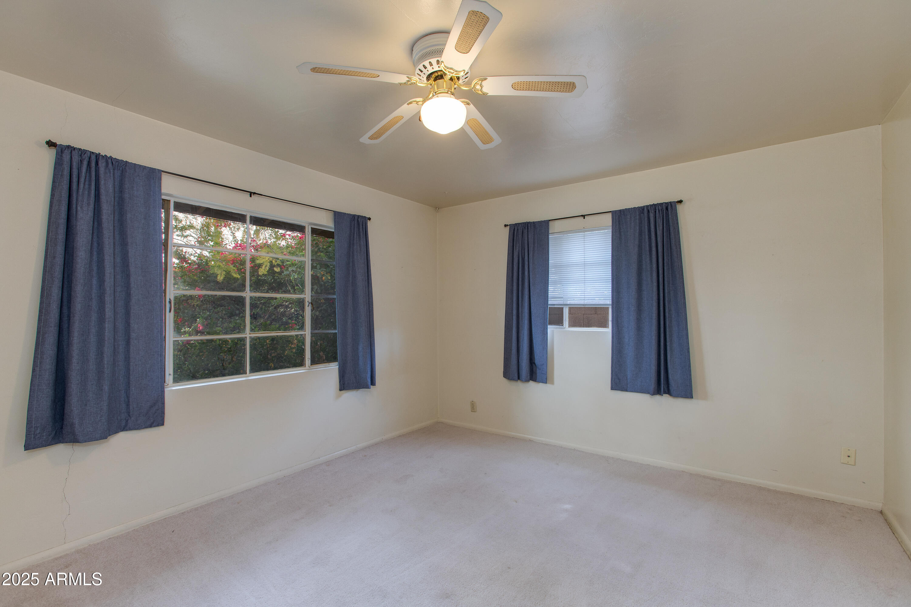 3809 E HIGHLAND Avenue