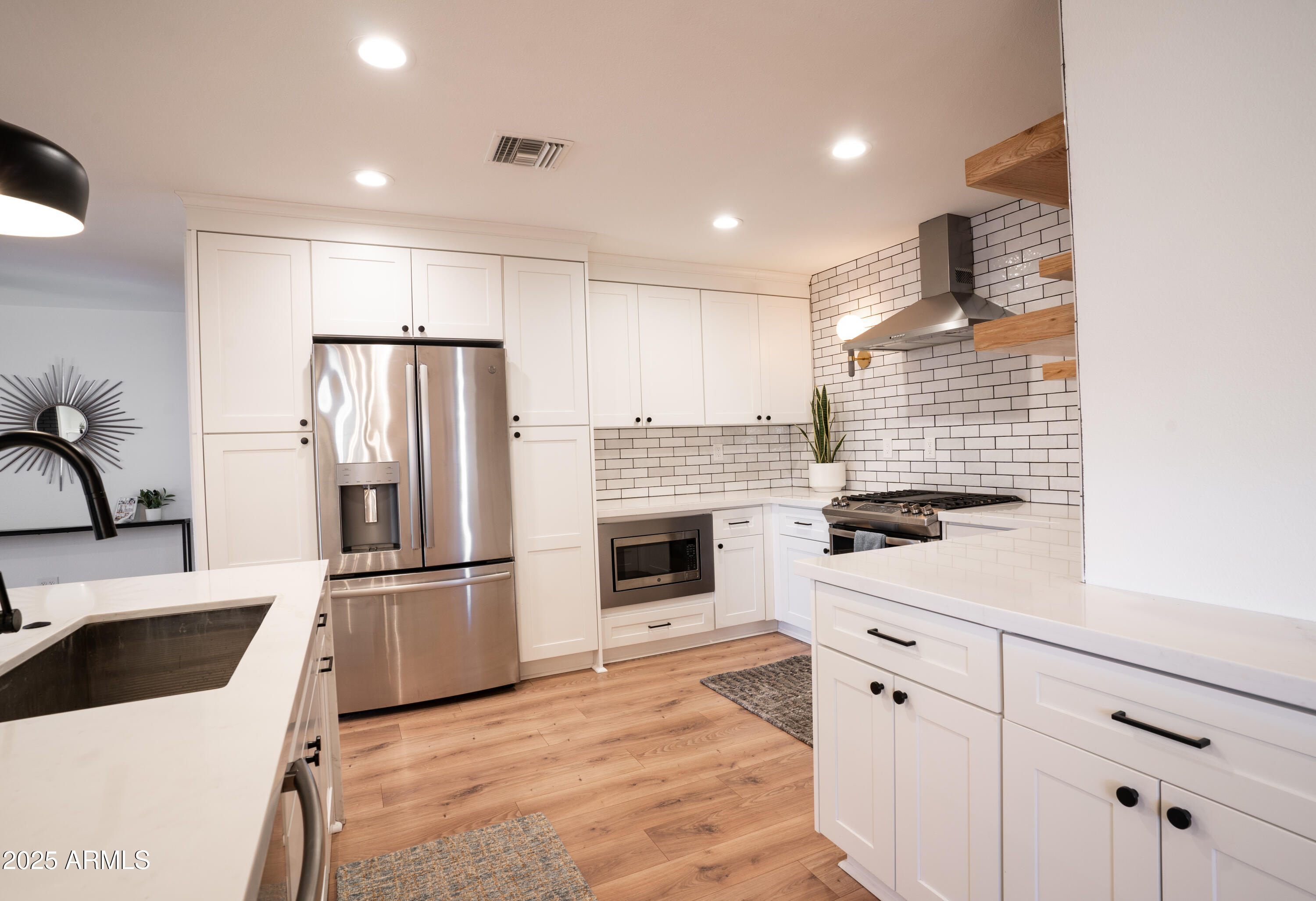 4525 N 82ND Street
