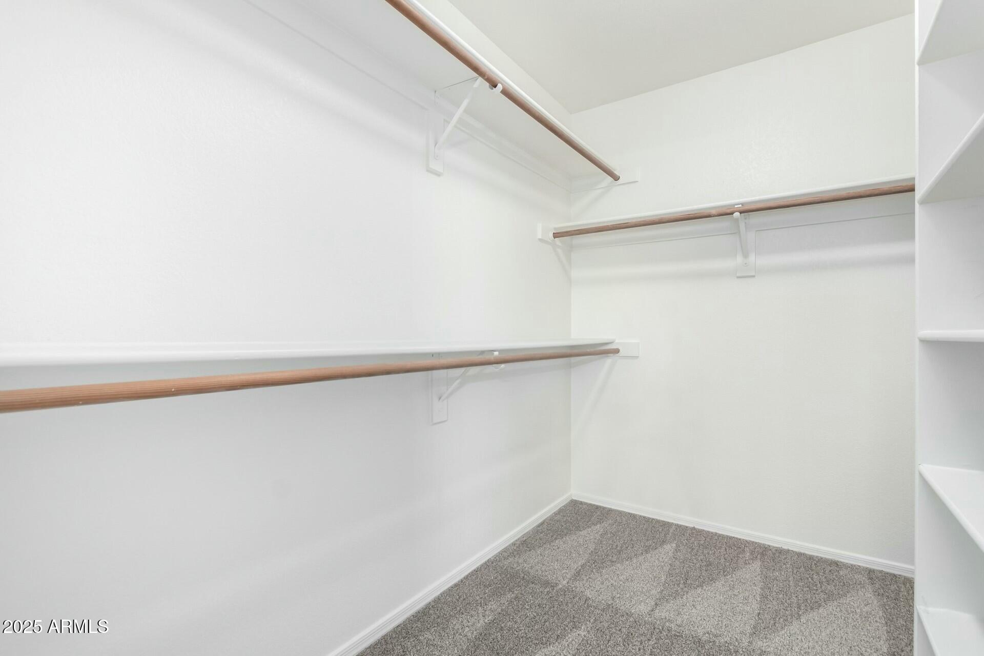 6634 E PRESTON Street