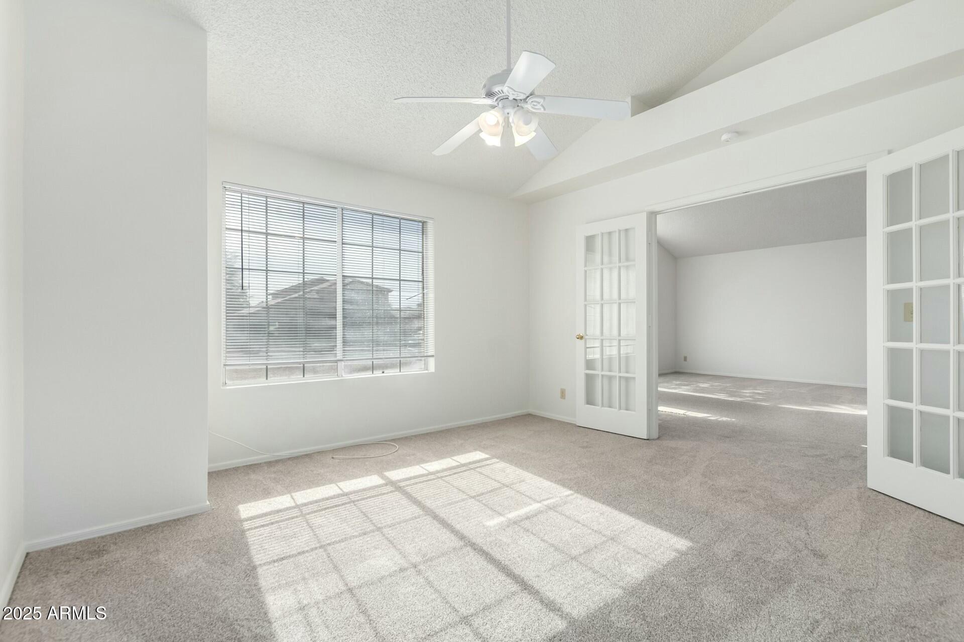 6634 E PRESTON Street