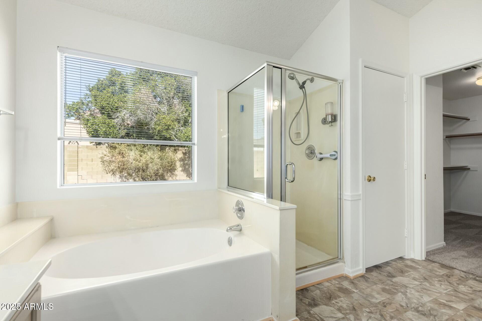 6634 E PRESTON Street