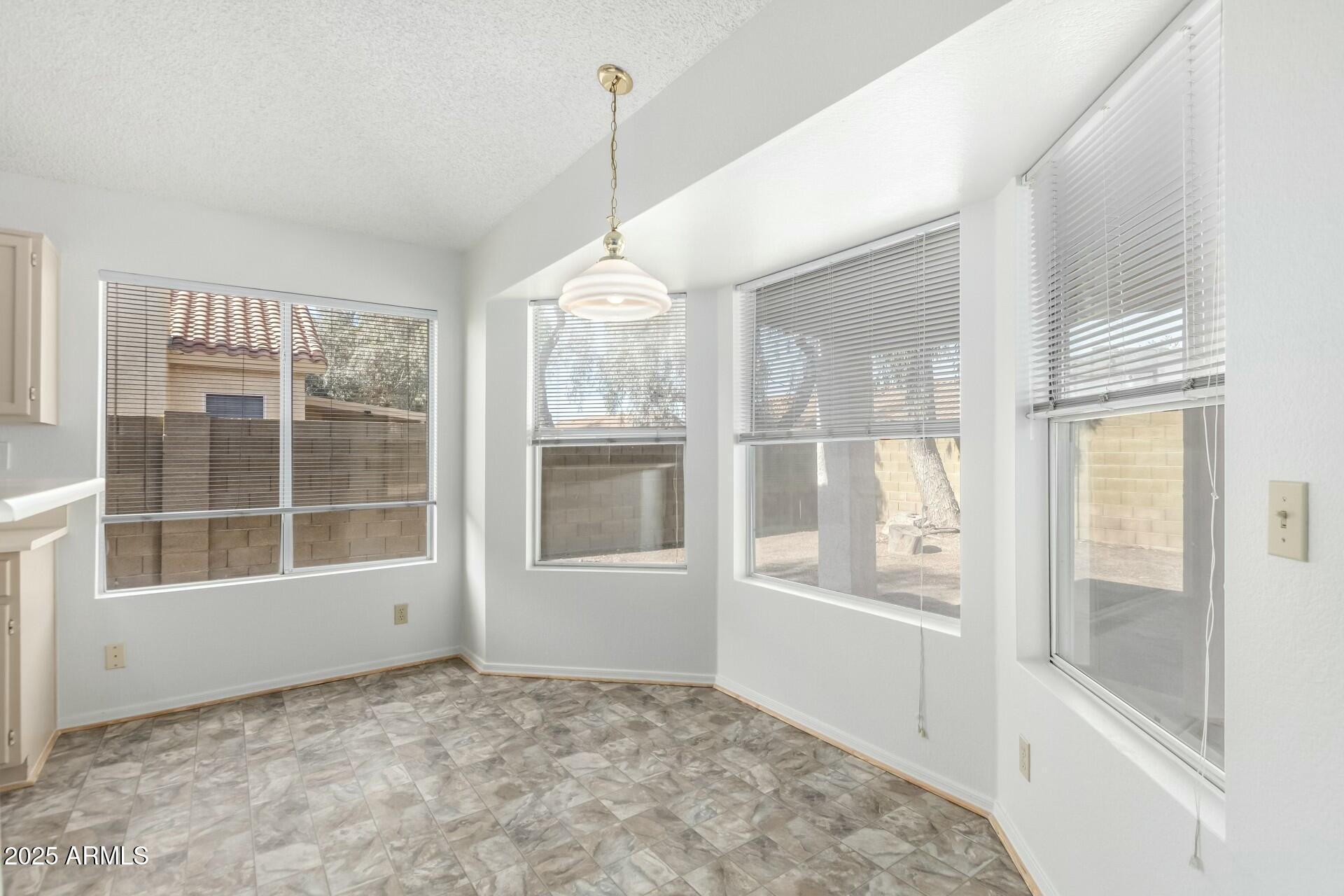 6634 E PRESTON Street