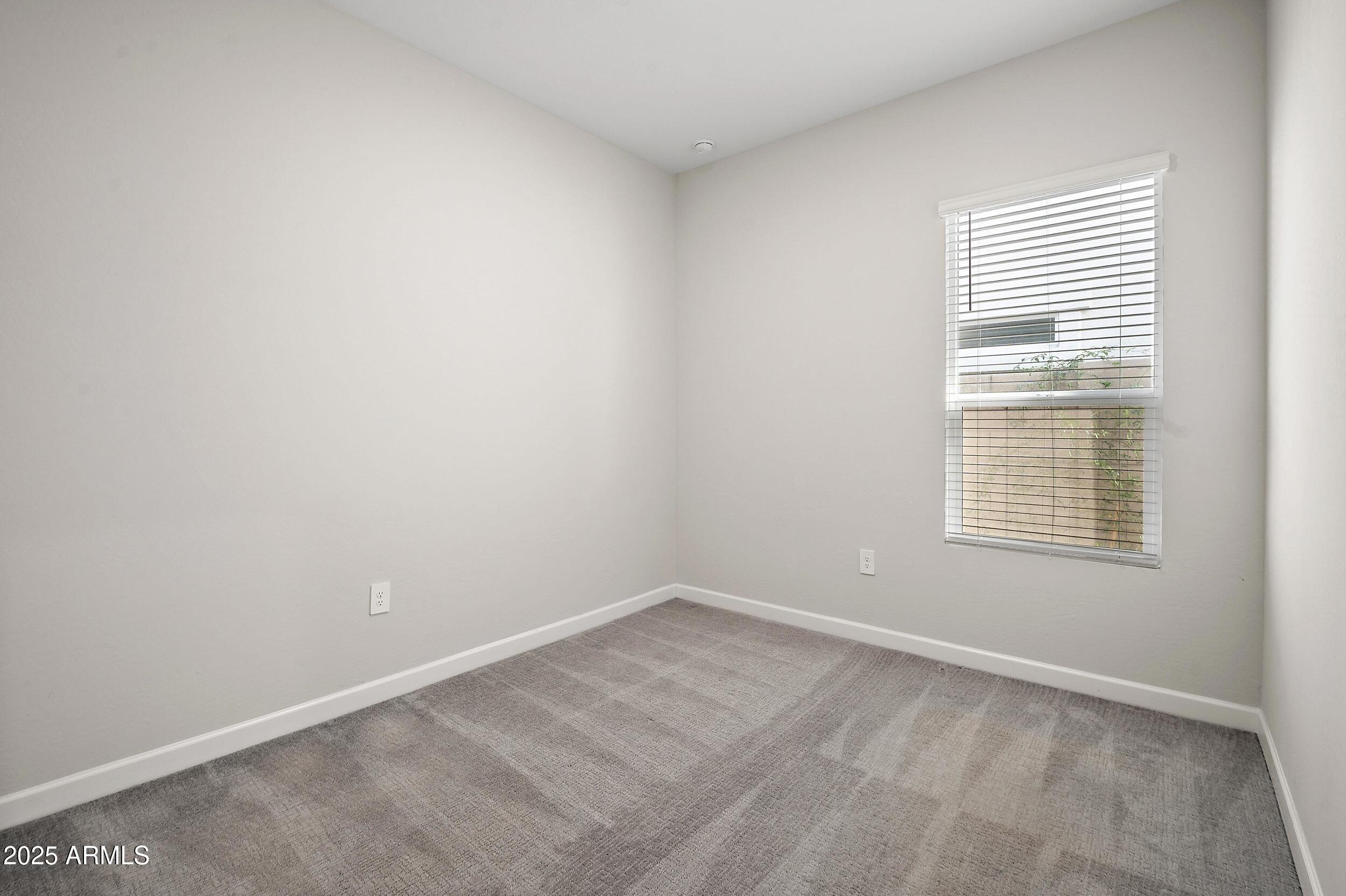 5126 E VILLAGE Drive