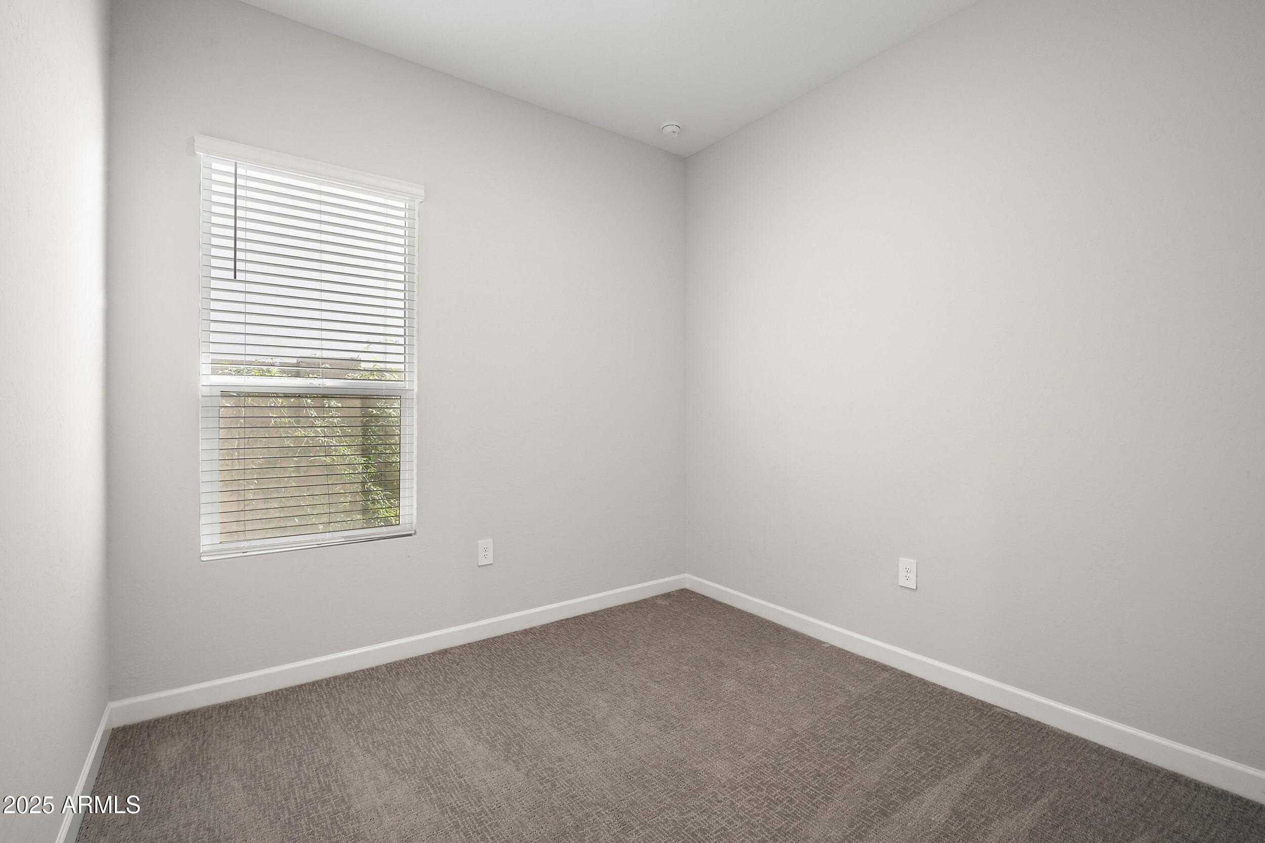 5126 E VILLAGE Drive