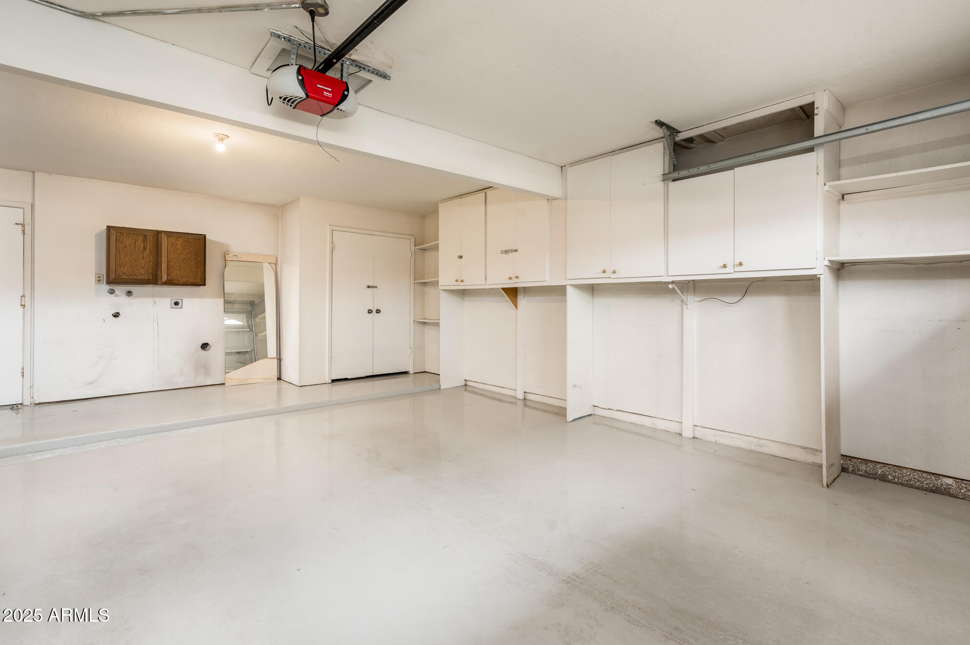 7837 E CRESTWOOD Way