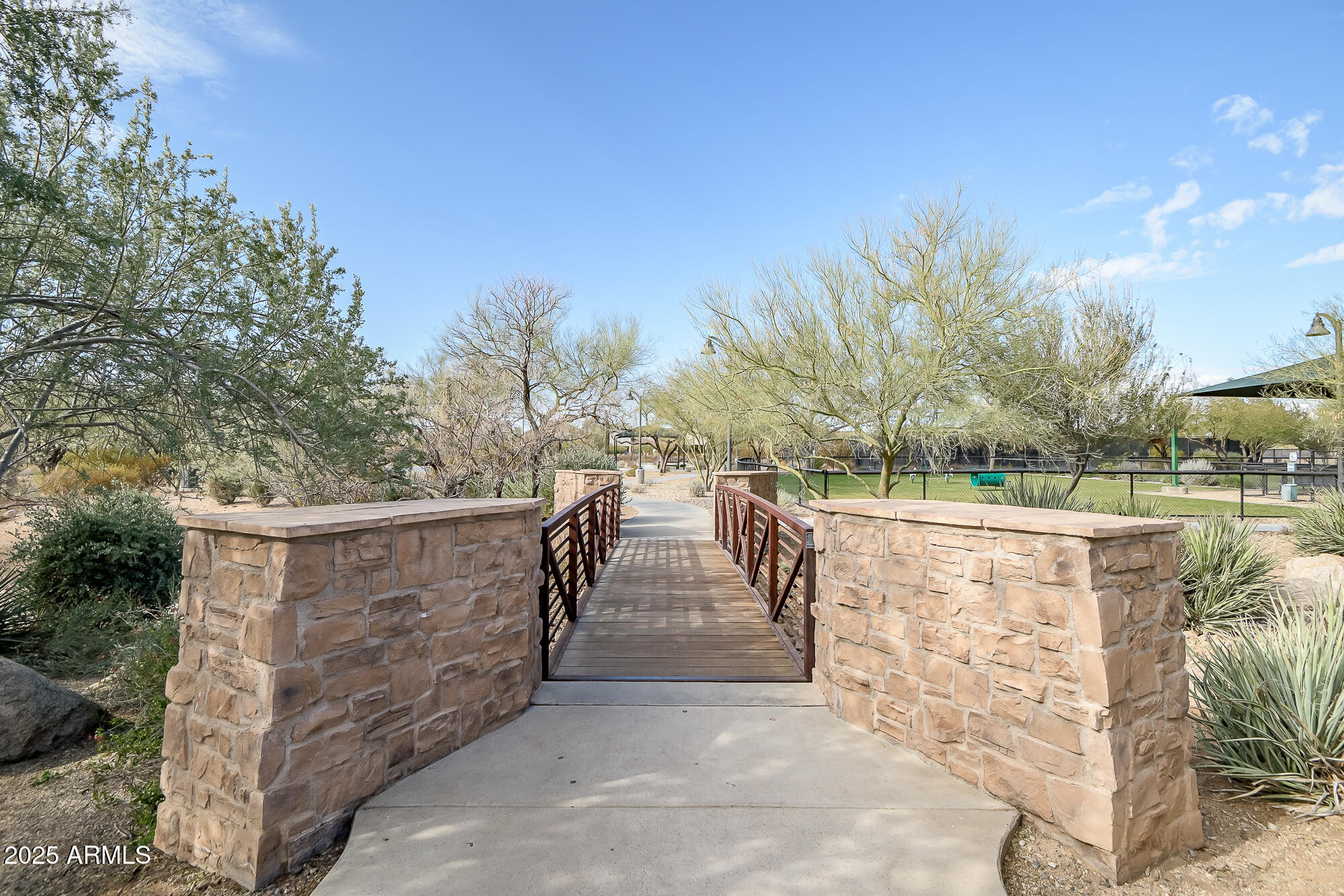 2425 W BRONCO BUTTE Trail 1032