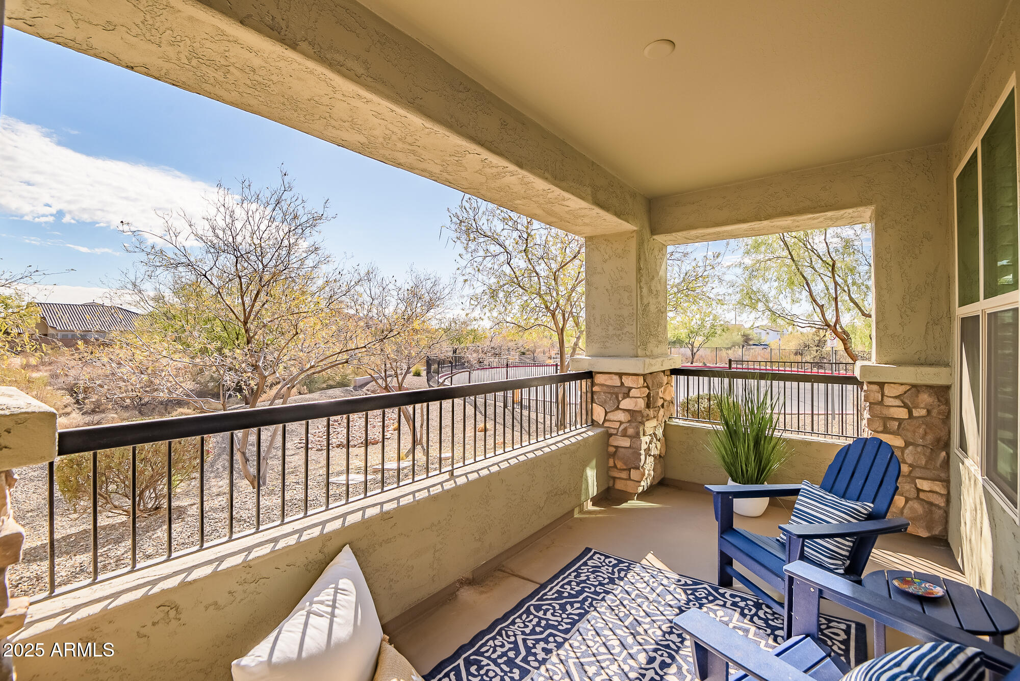 2425 W BRONCO BUTTE Trail 1032