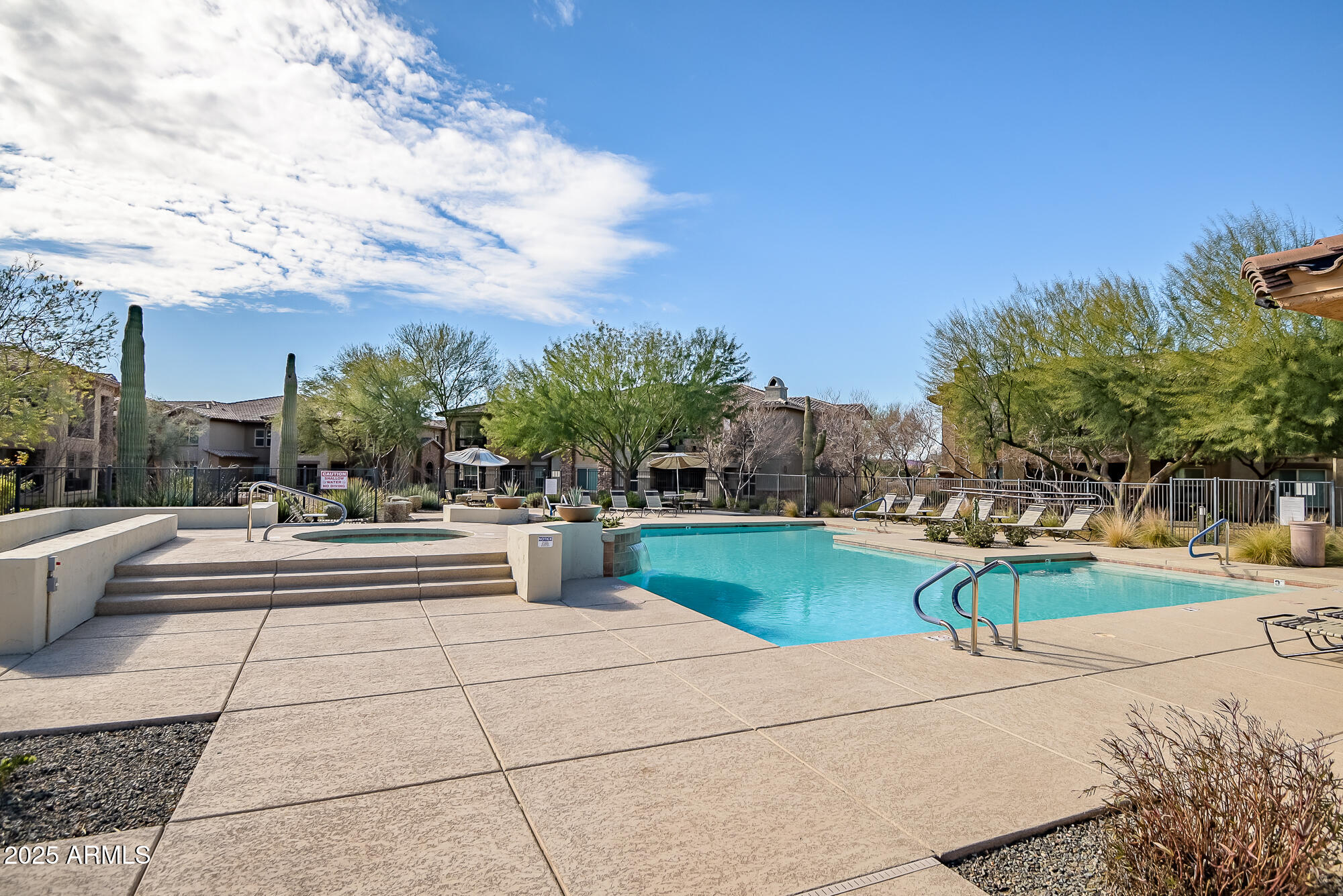 2425 W BRONCO BUTTE Trail 1032