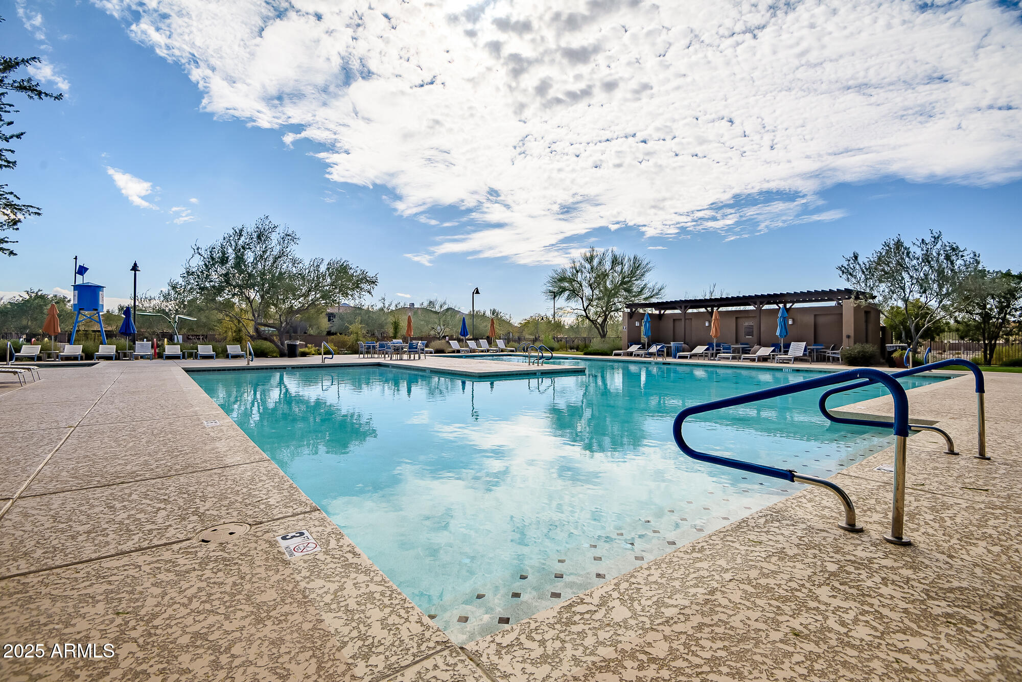 2425 W BRONCO BUTTE Trail 1032