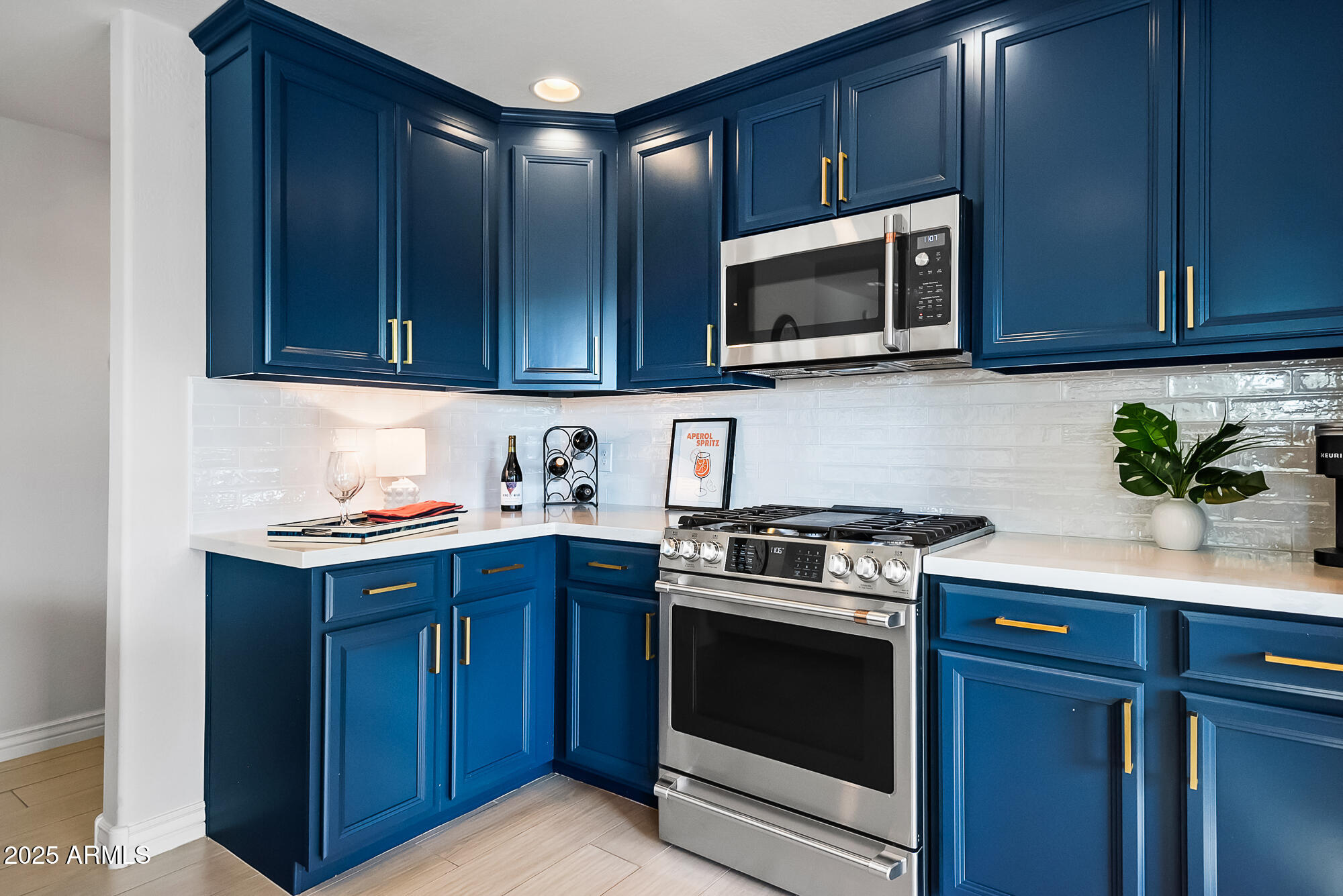 2425 W BRONCO BUTTE Trail 1032