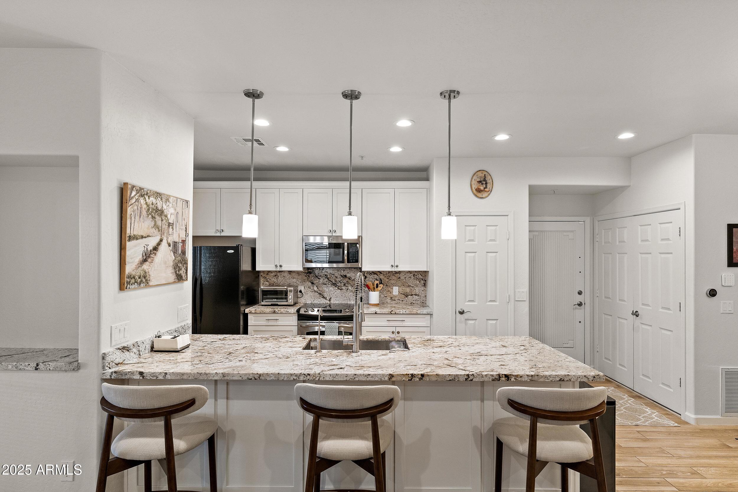 11500 E COCHISE Drive, 1071