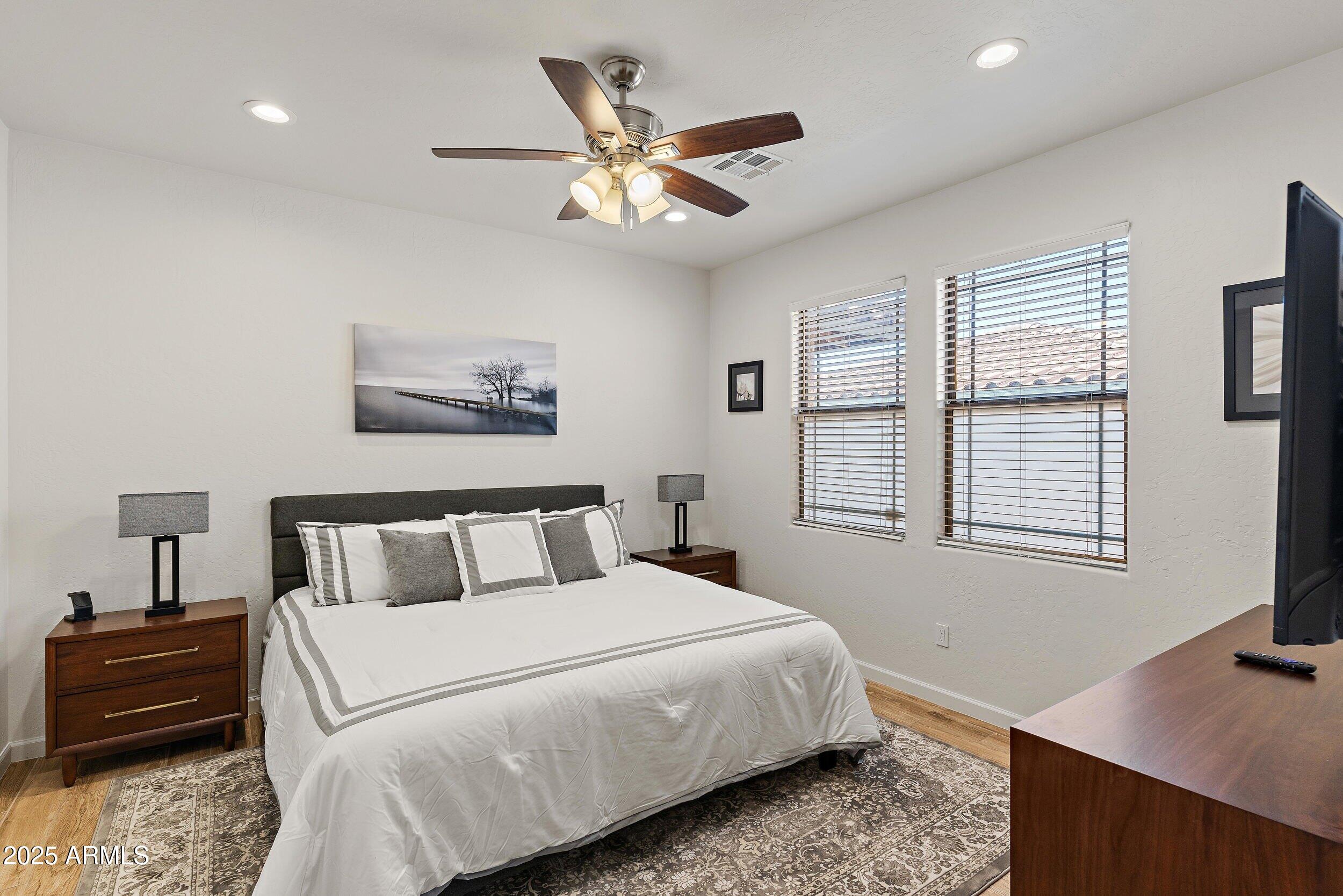 11500 E COCHISE Drive, 1071