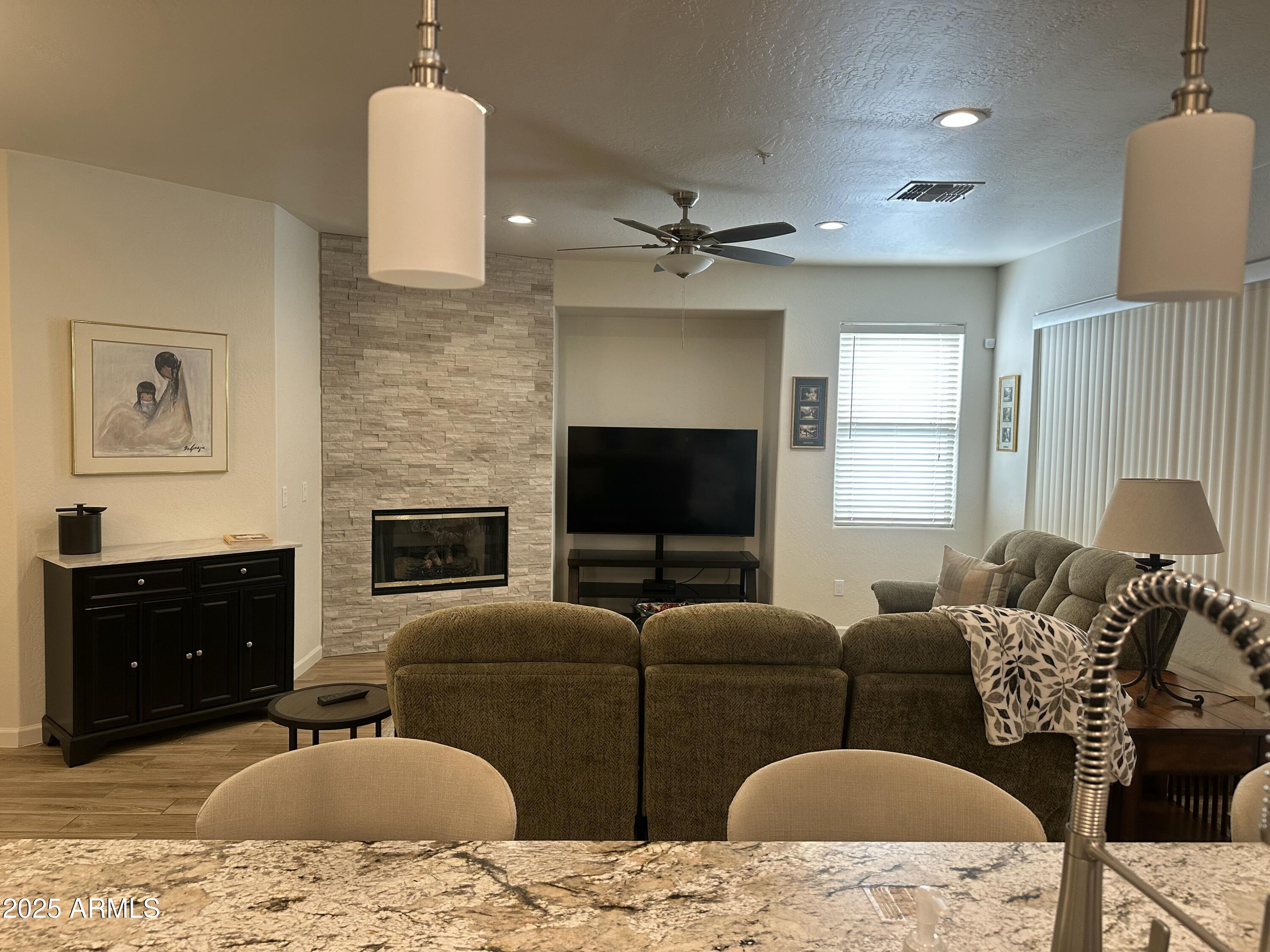 11500 E COCHISE Drive, 1071