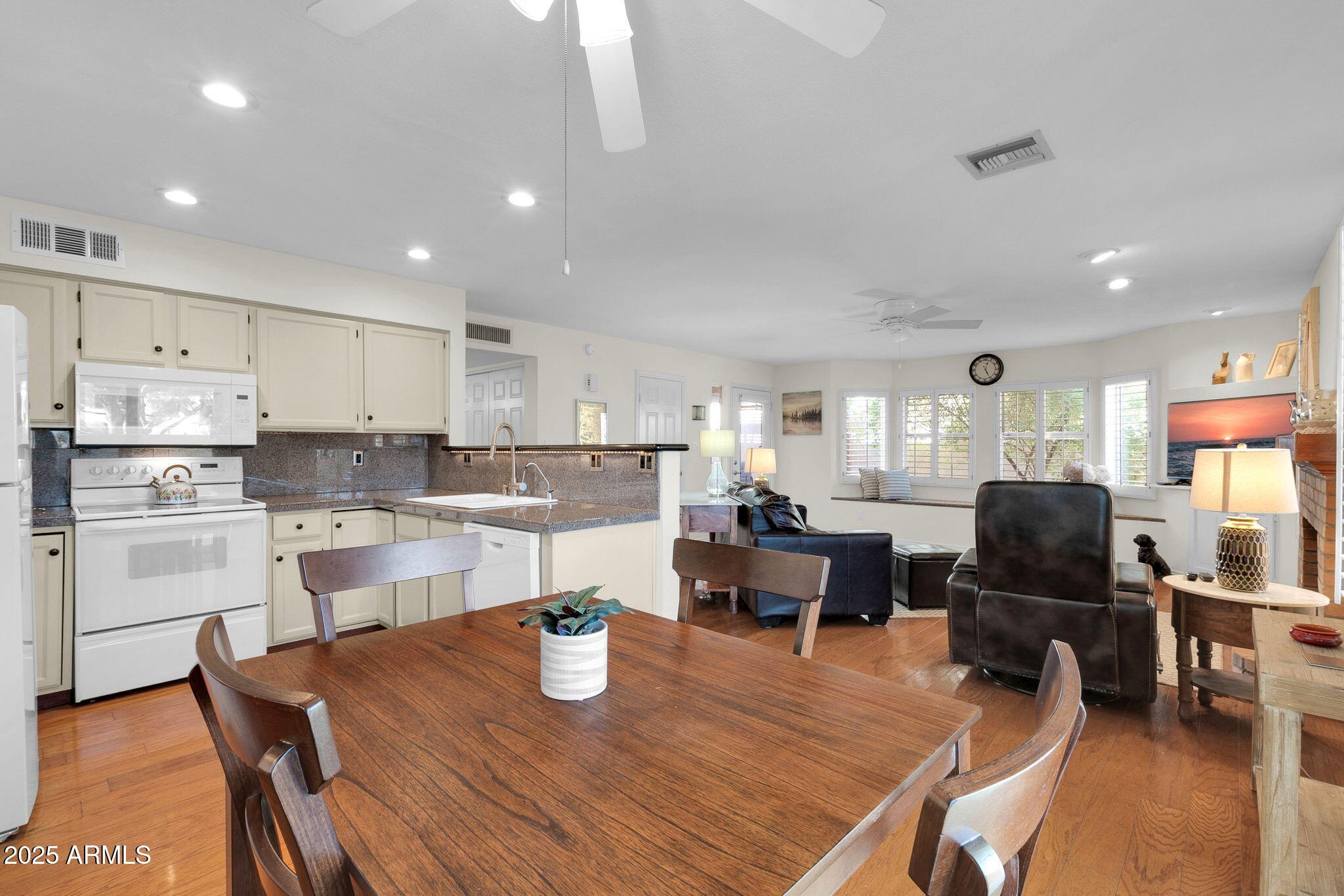 11129 N 109TH Street