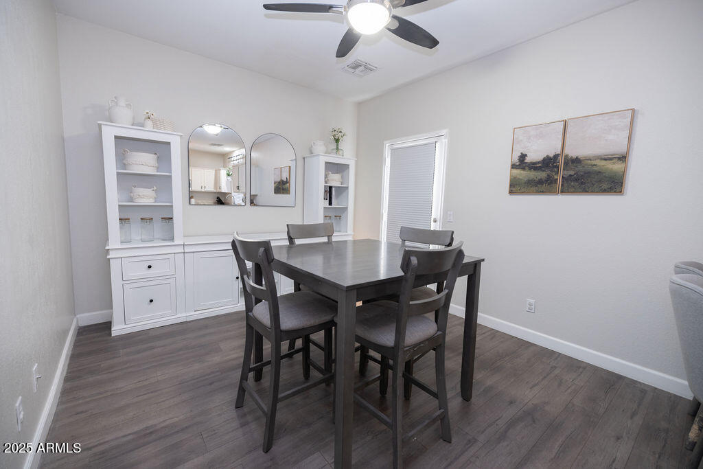 1425 S LINDSAY Road, 20