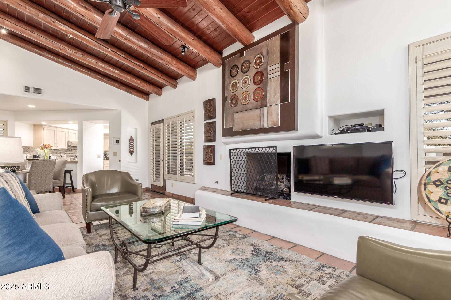 9200 E WHITETHORN Circle, 601