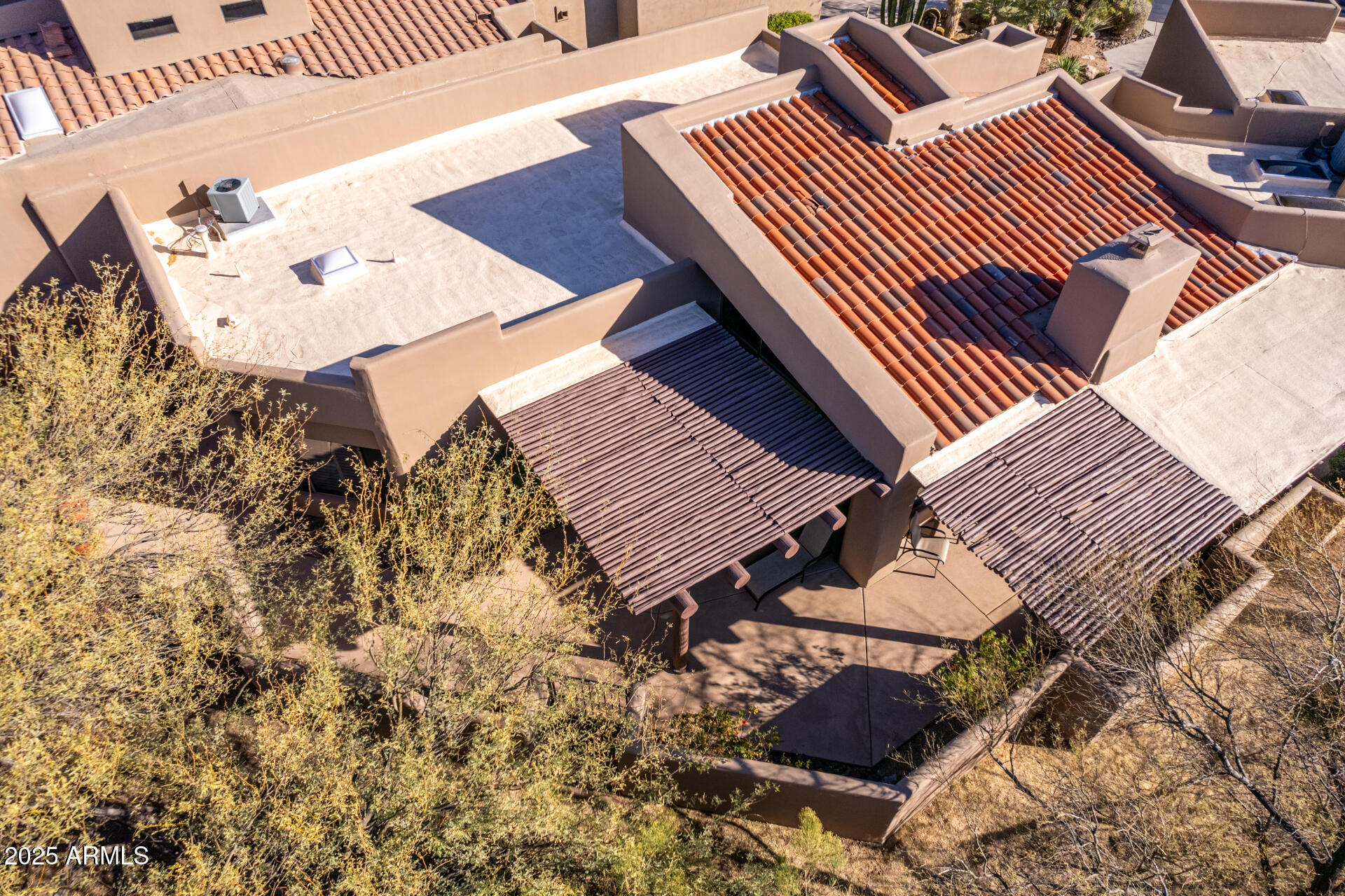 9200 E WHITETHORN Circle, 601