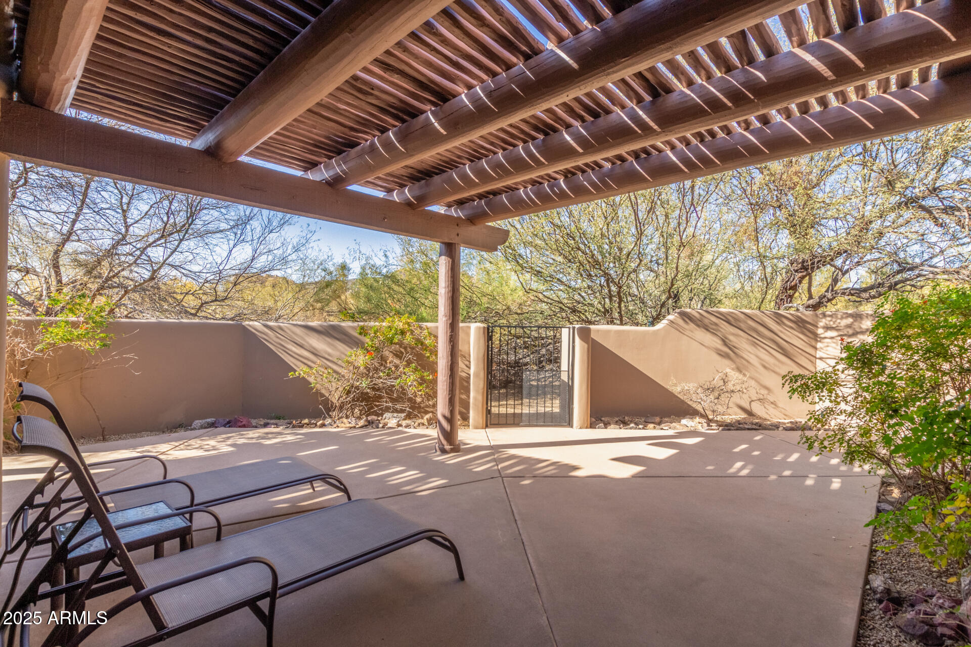 9200 E WHITETHORN Circle, 601