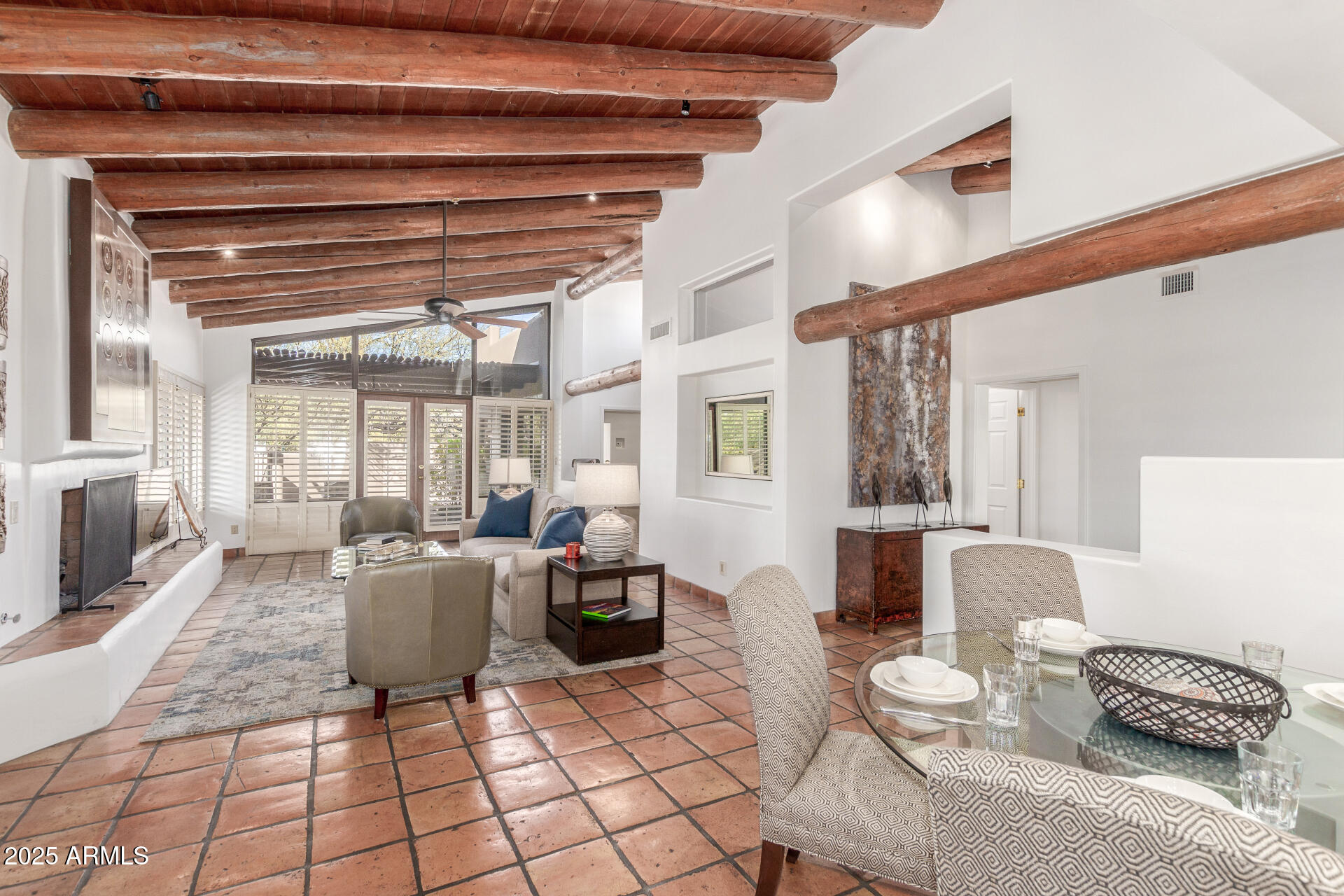 9200 E WHITETHORN Circle, 601