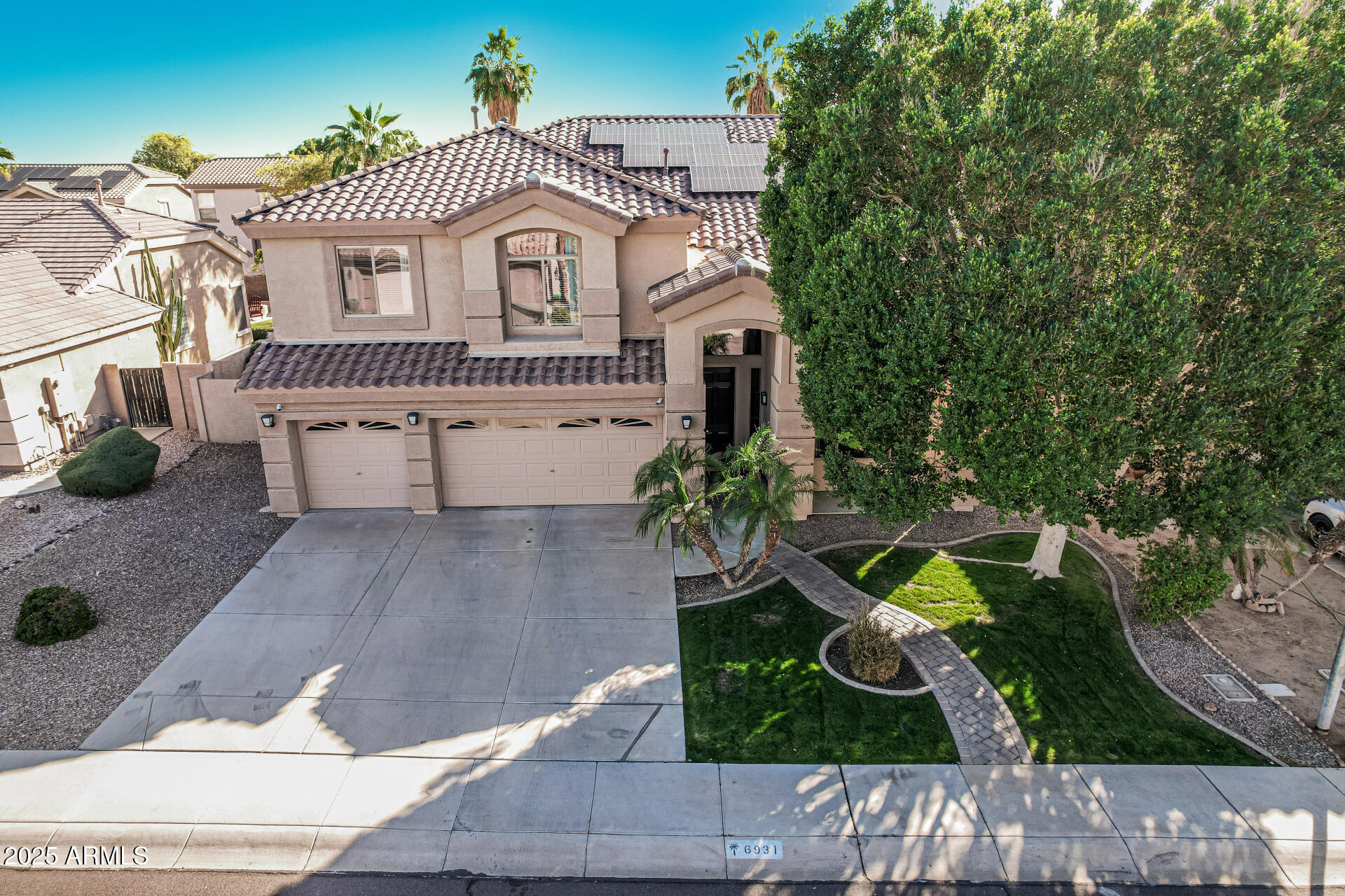 6931 W ANTELOPE Drive