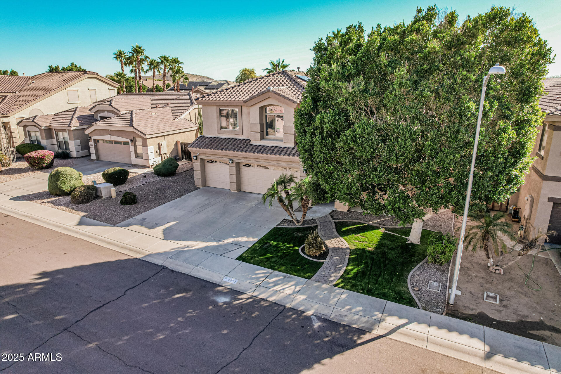 6931 W ANTELOPE Drive