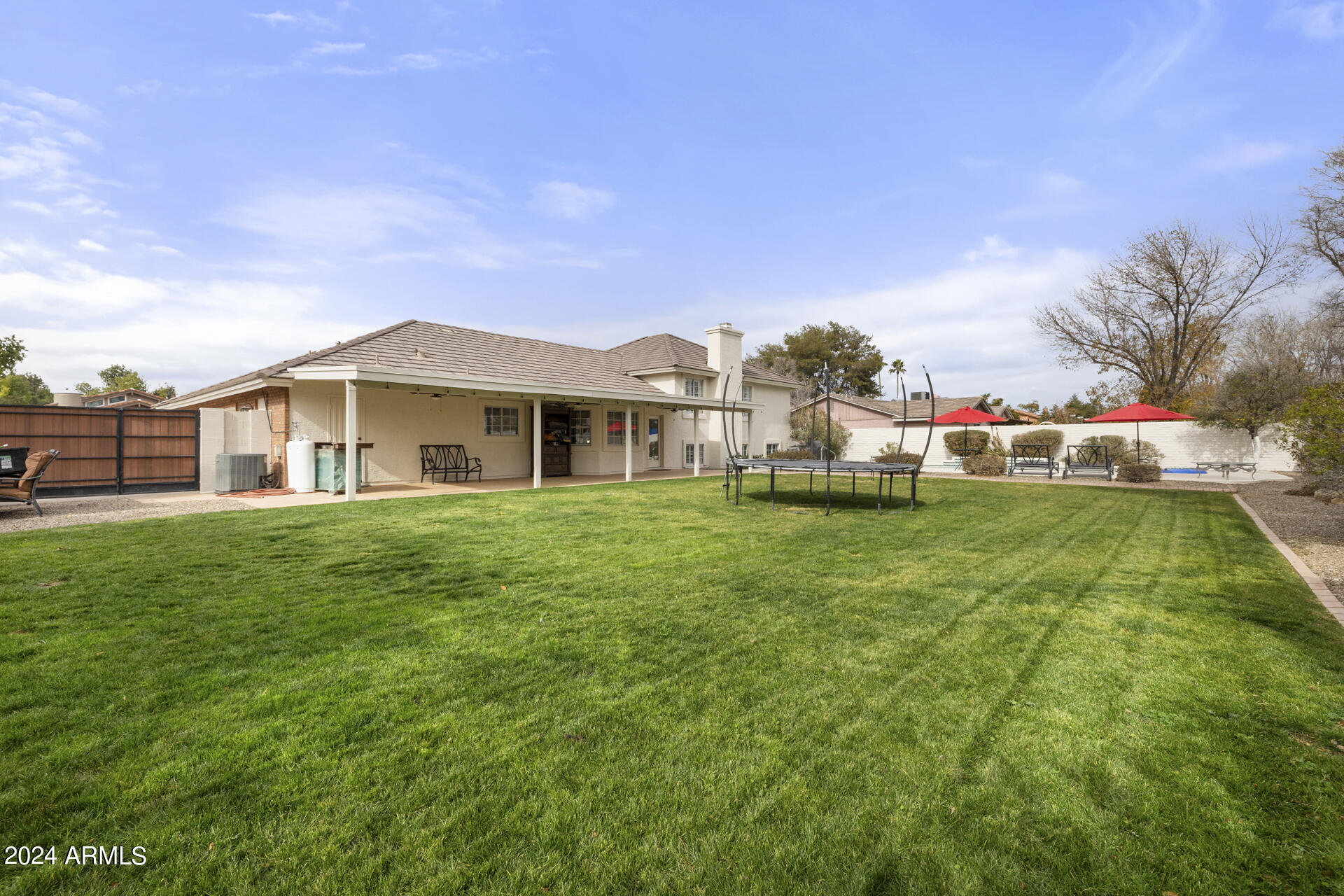 9505 S KENNETH Place