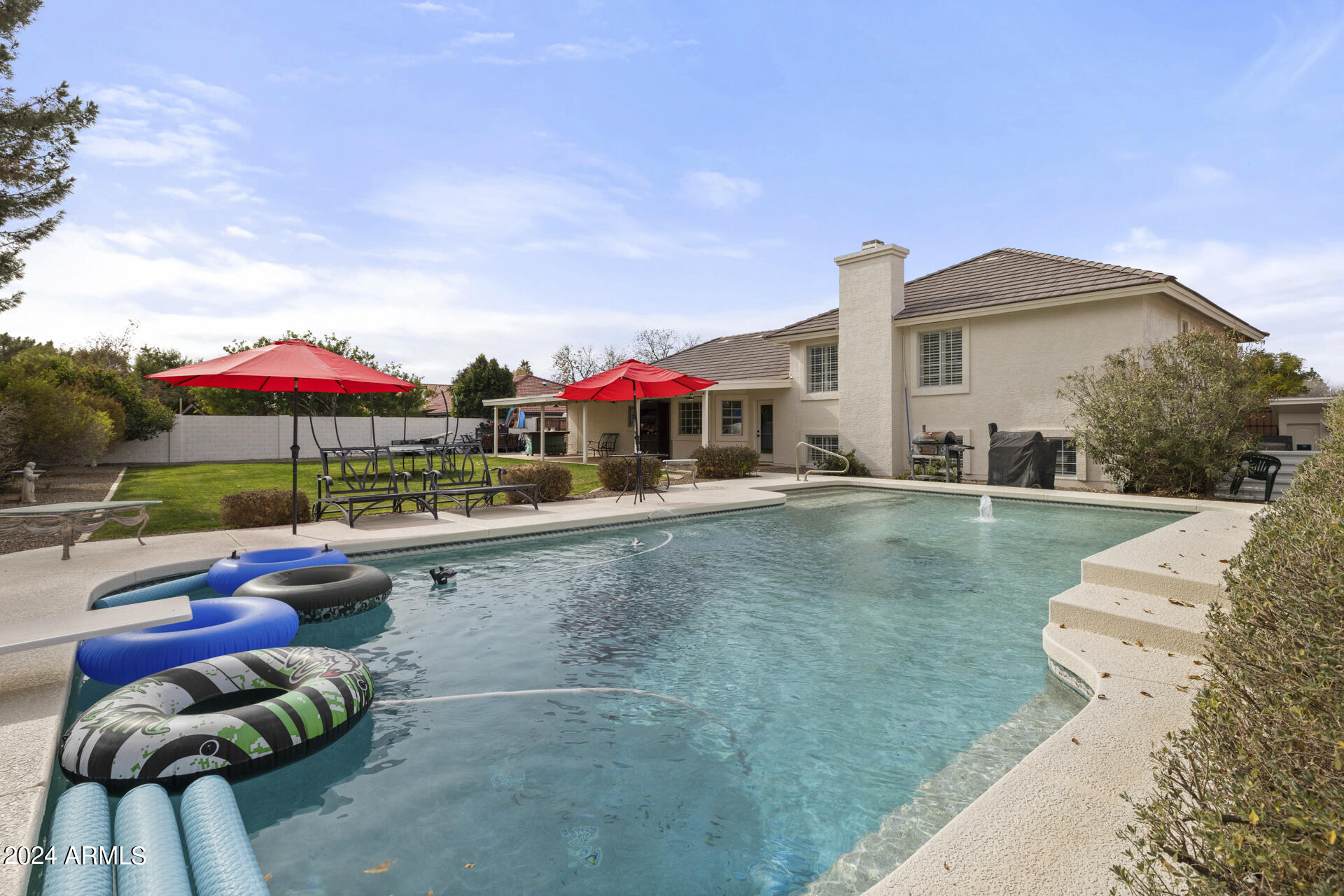 9505 S KENNETH Place