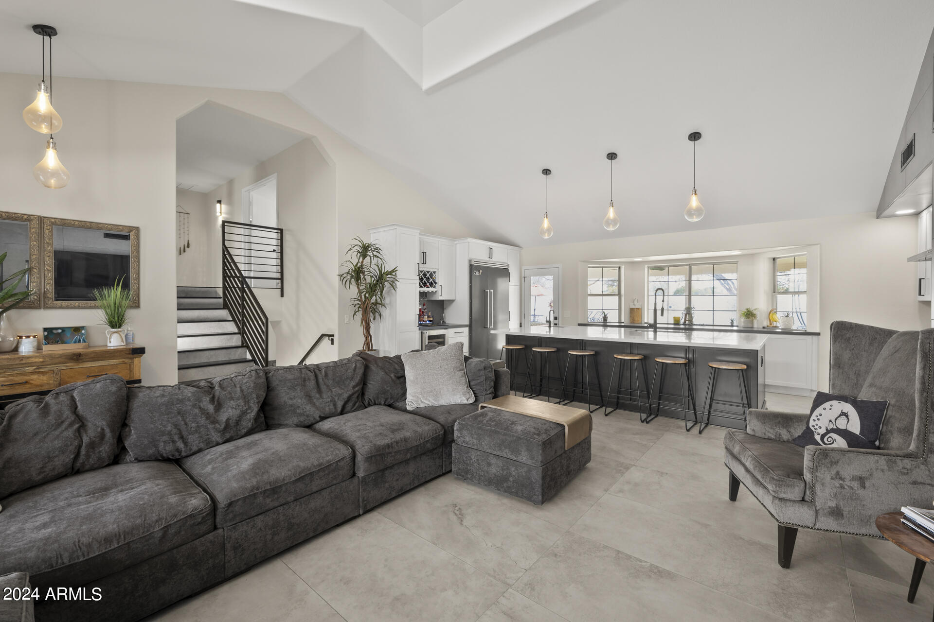 9505 S KENNETH Place