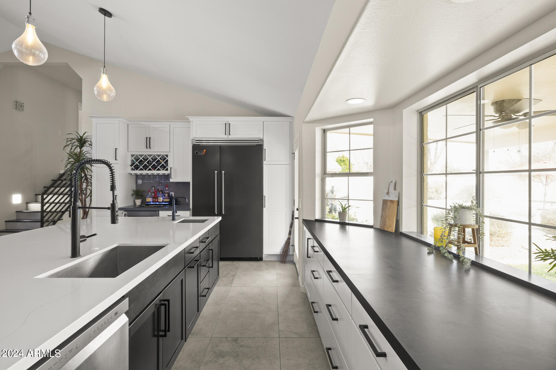 9505 S KENNETH Place