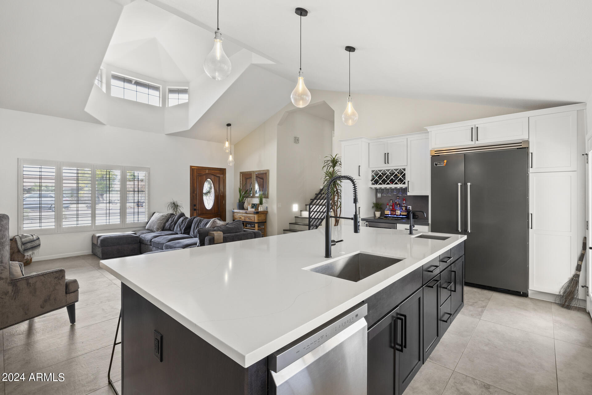 9505 S KENNETH Place