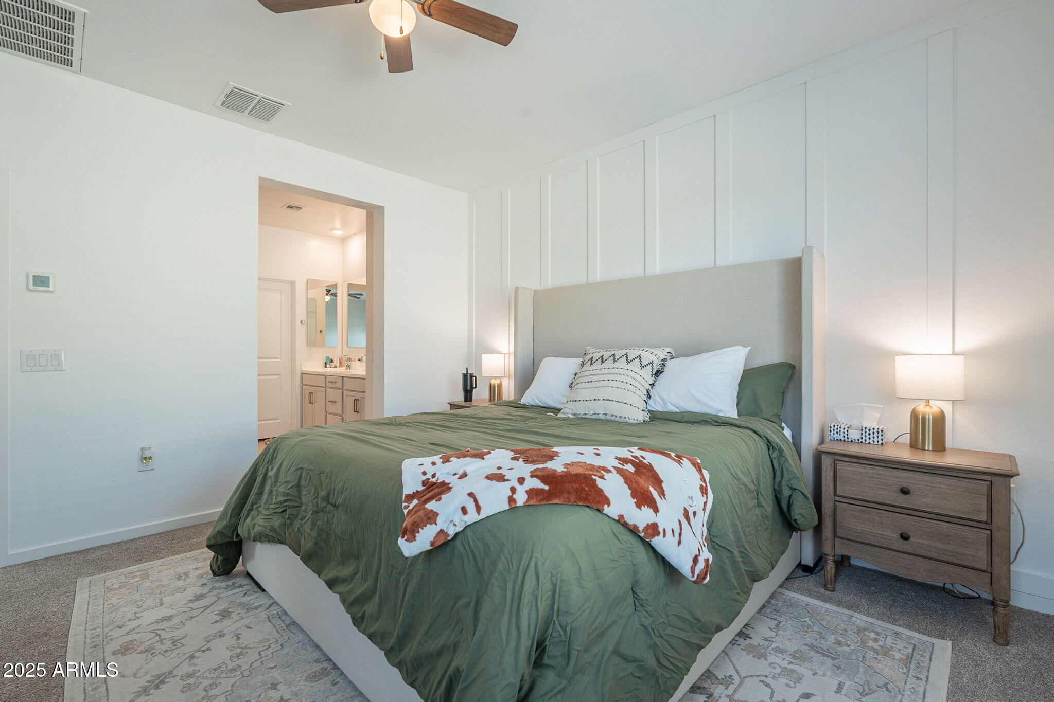 778 E HARPER Street, 101