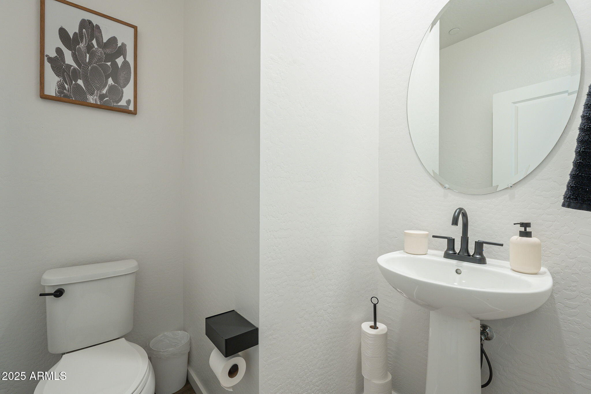 778 E HARPER Street, 101