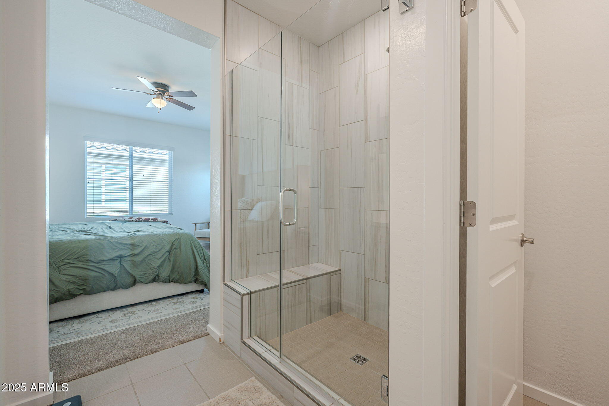 778 E HARPER Street, 101