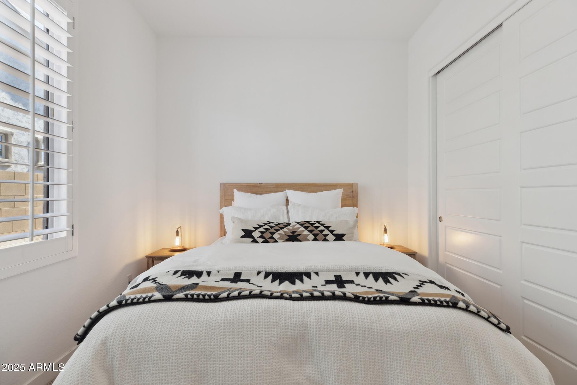 8043 E JAEGER Street