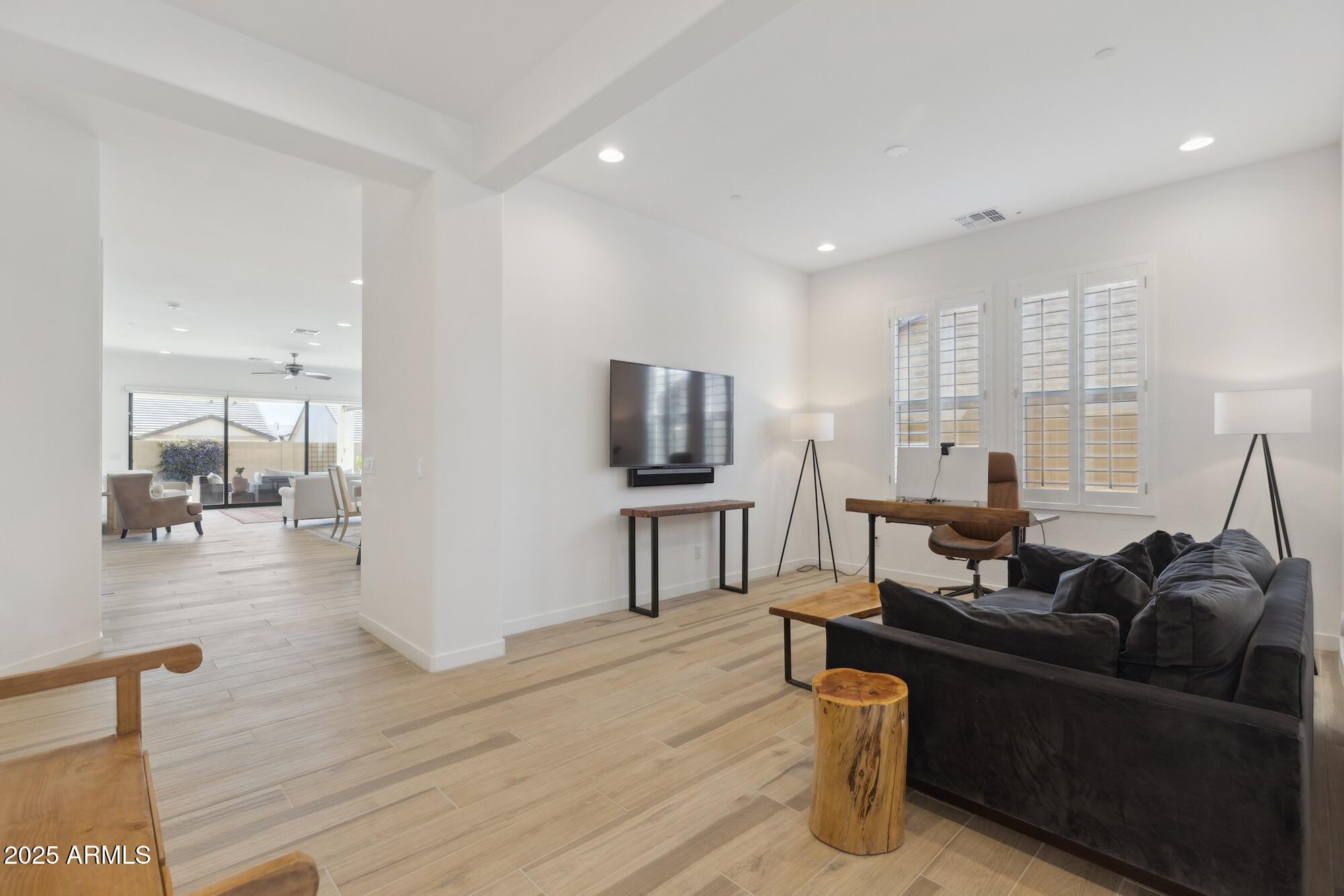 8043 E JAEGER Street