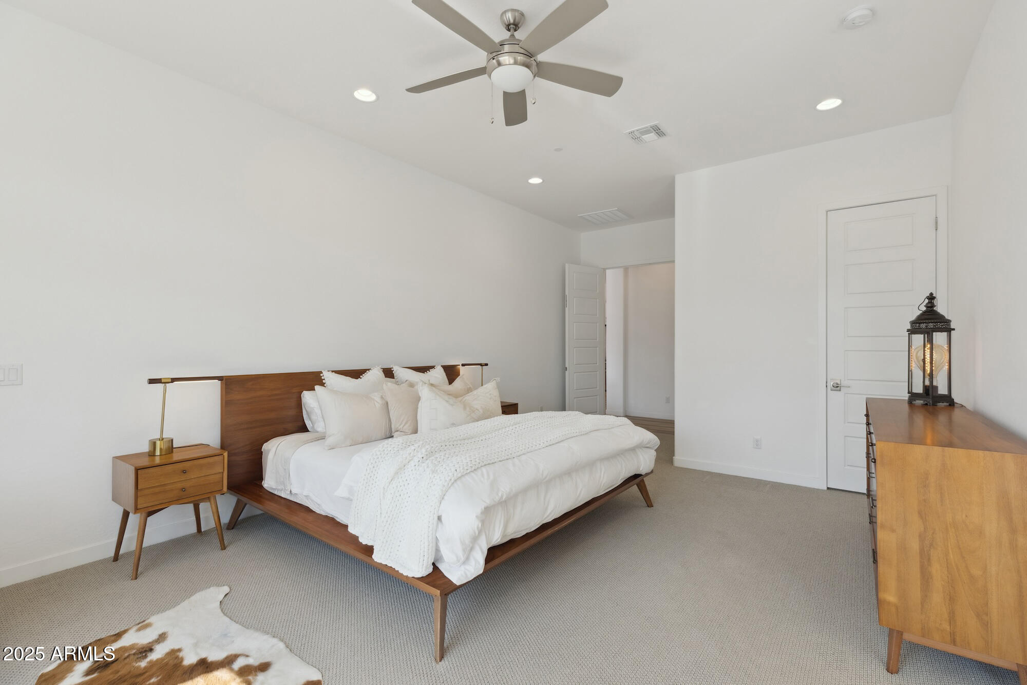 8043 E JAEGER Street