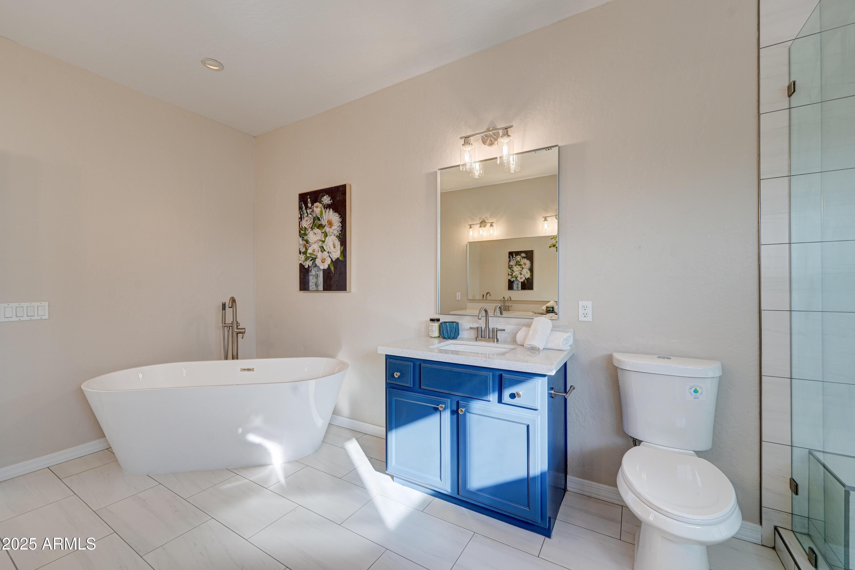 3929 E FLINTLOCK Drive