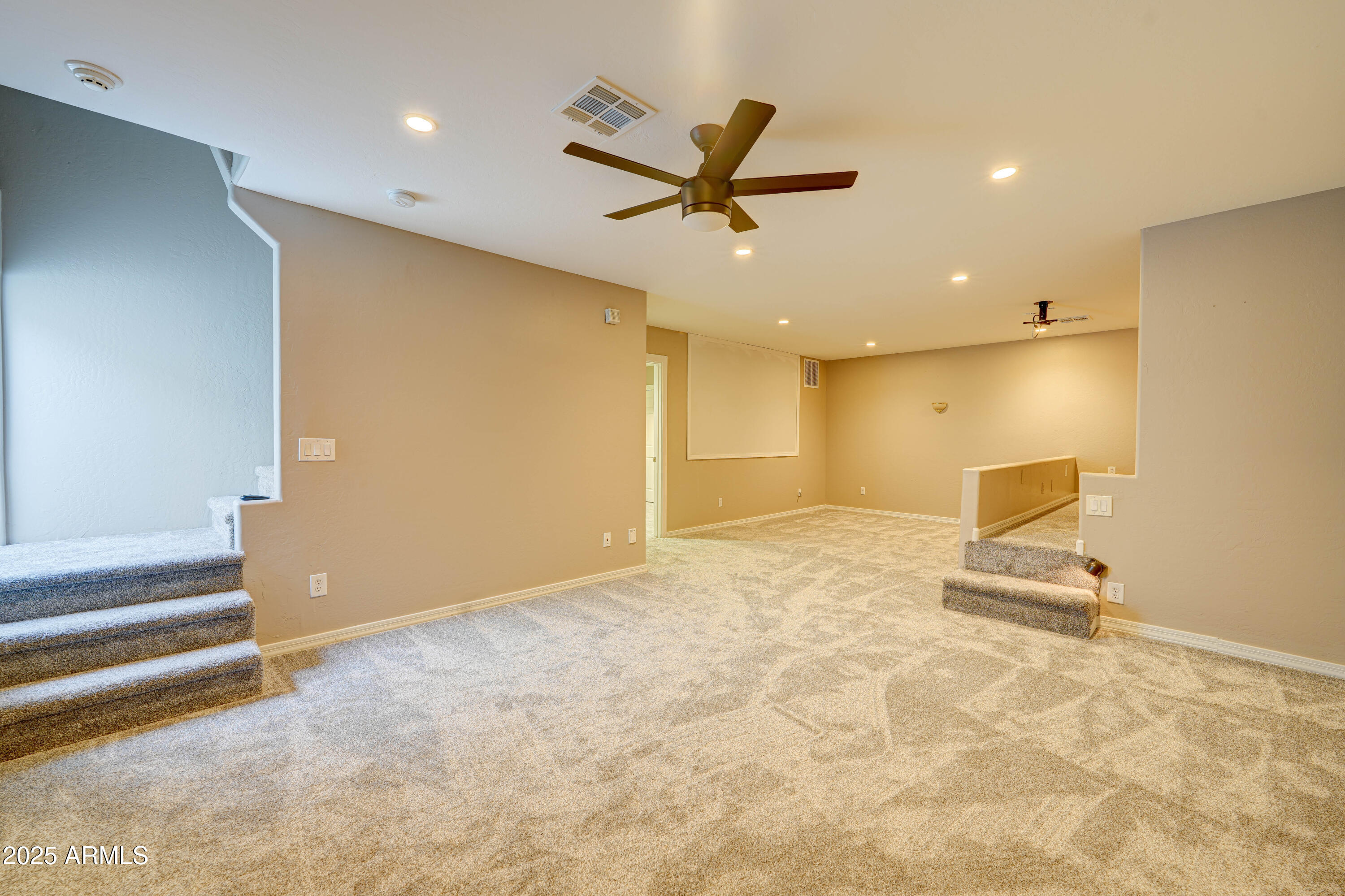 3929 E FLINTLOCK Drive