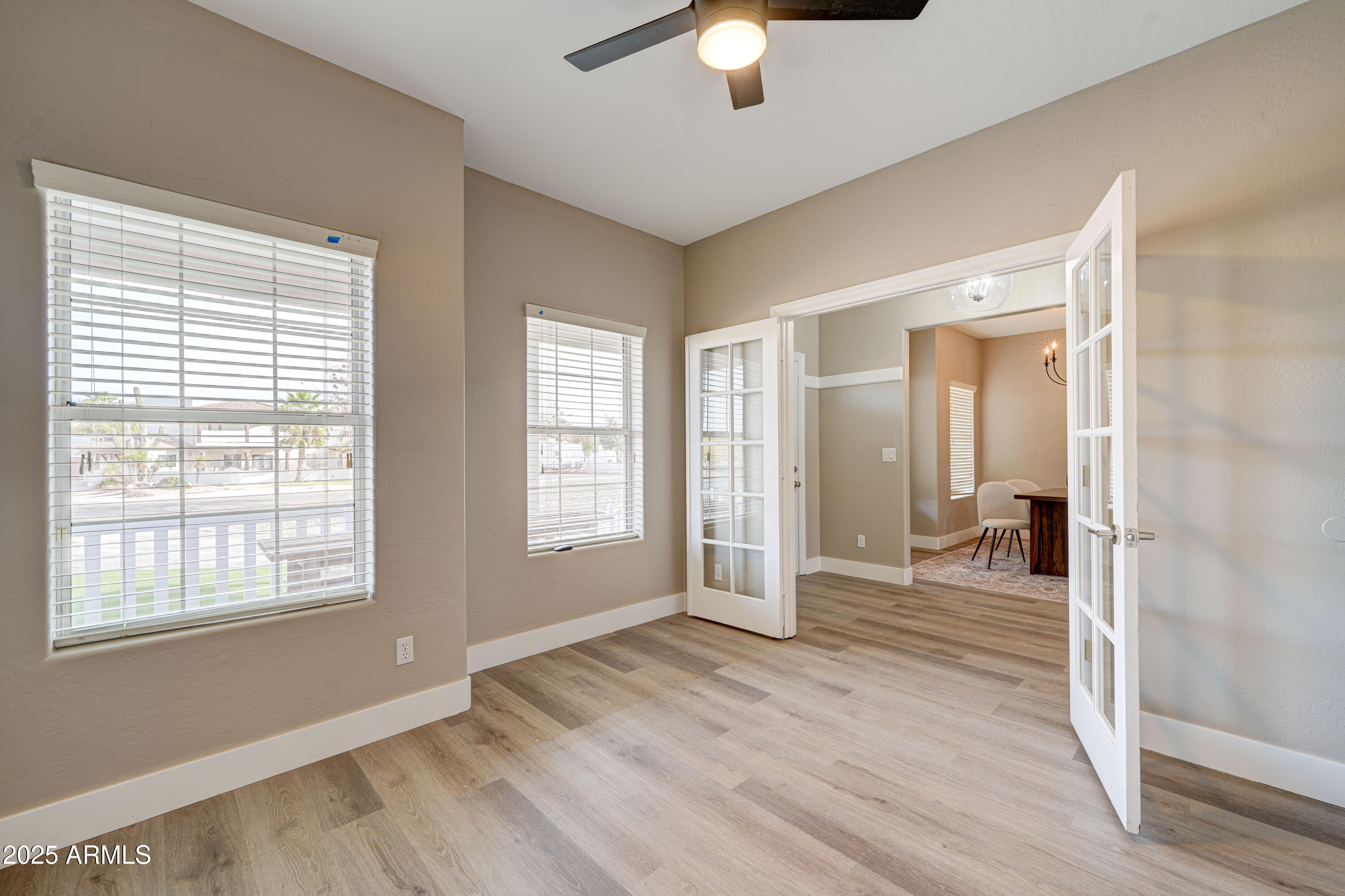 3929 E FLINTLOCK Drive